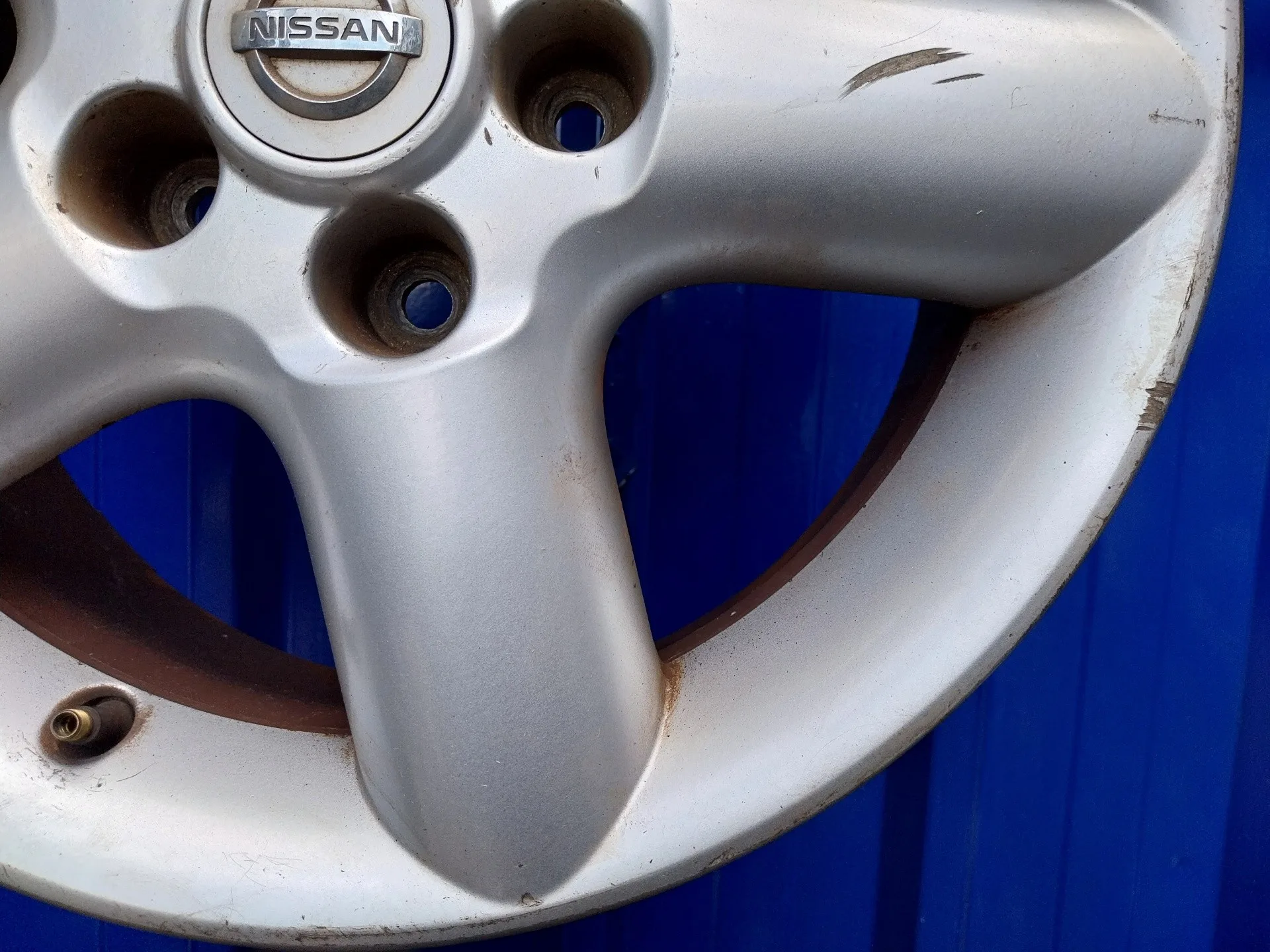 Llanta para Nissan X-Trail (T30)