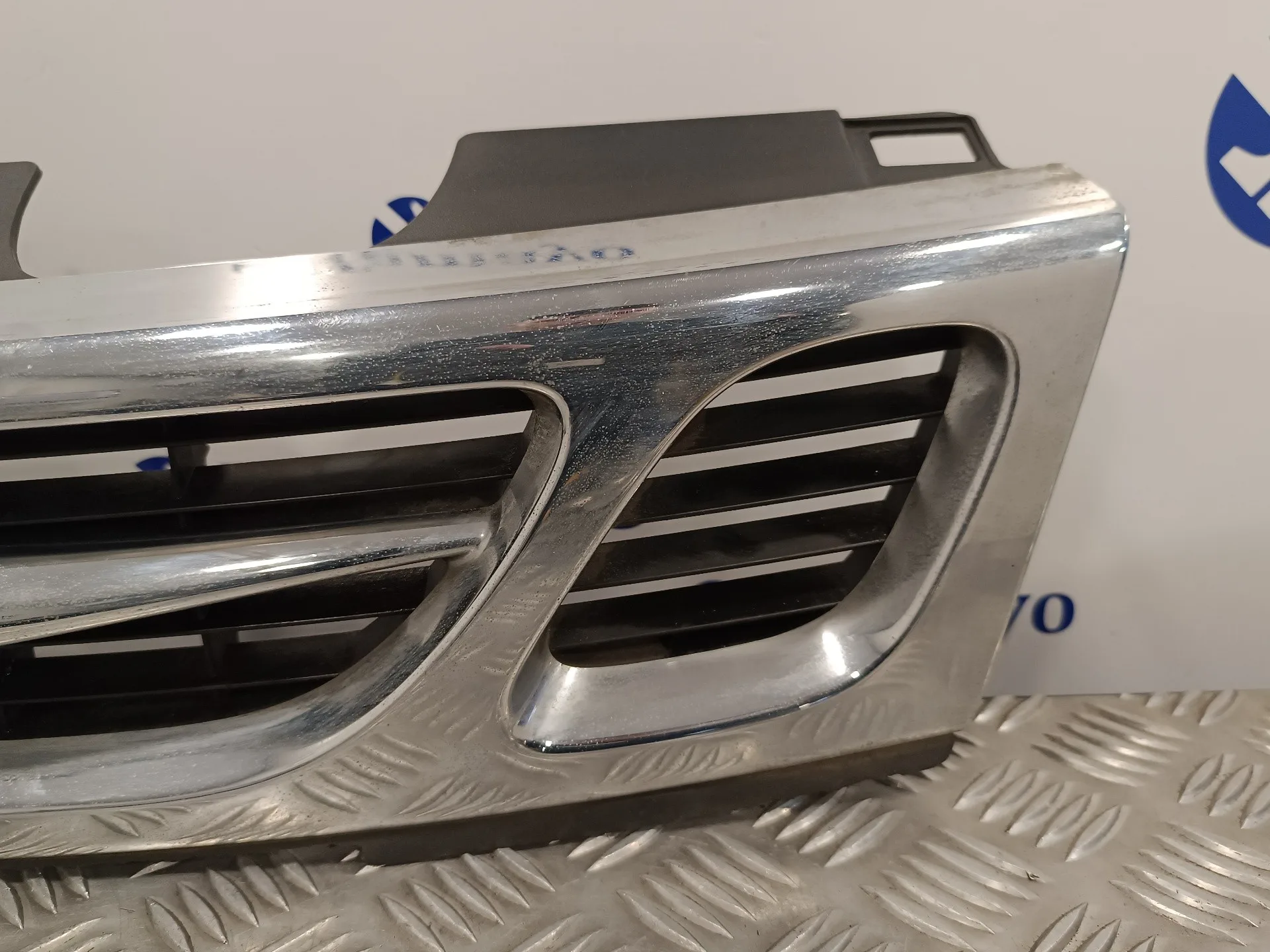 Rejilla Delantera para Saab 9-3 Berlina