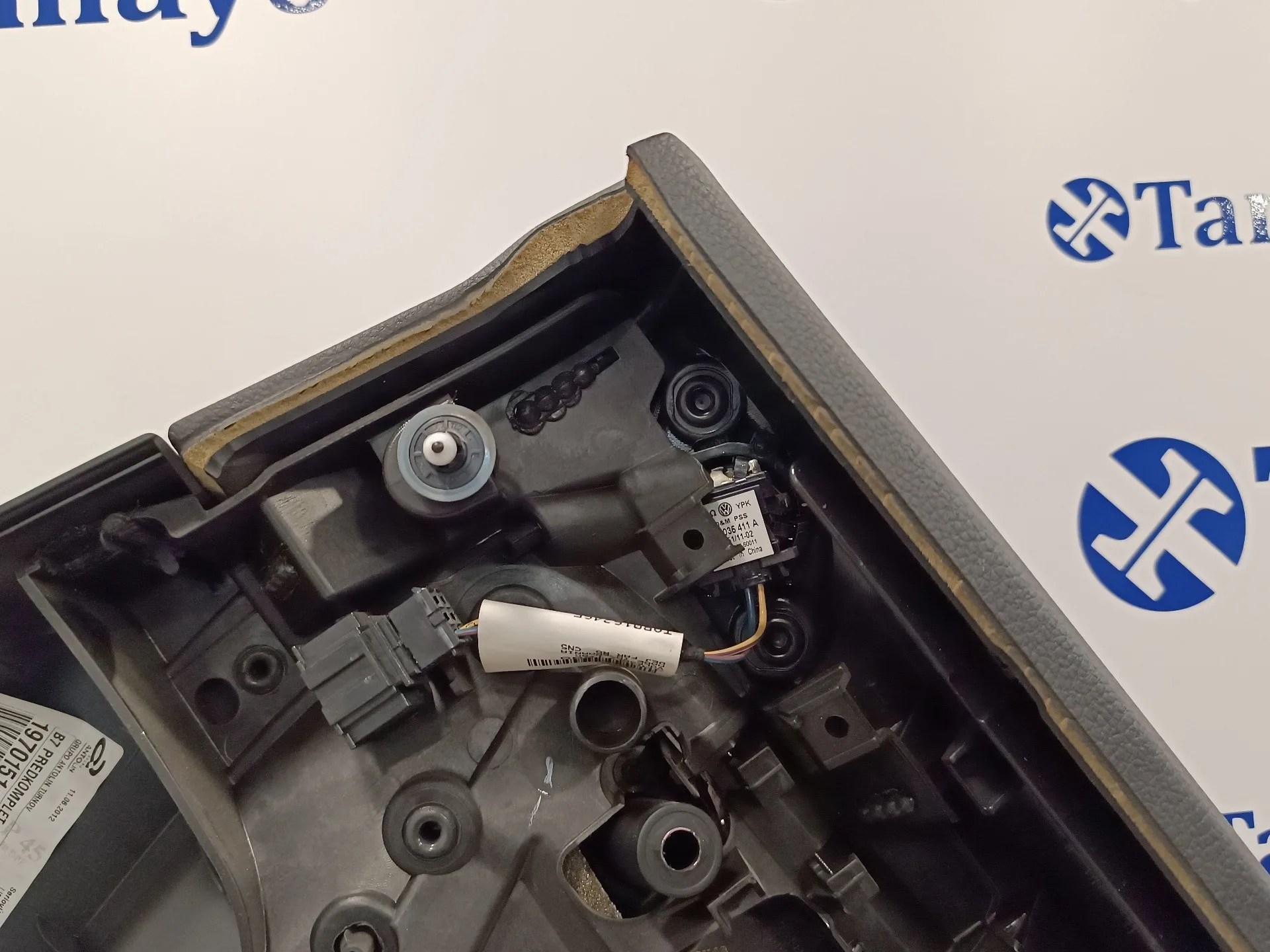 Guarnecido Puerta Trasera Izquierda para Volkswagen Passat Variant (365)