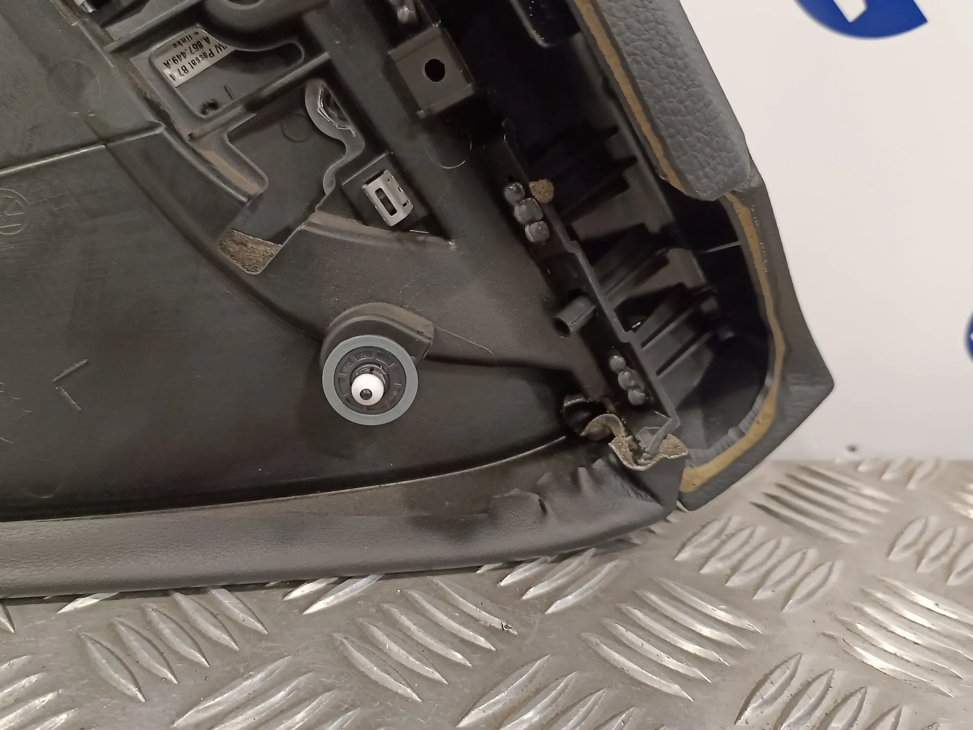 Guarnecido Puerta Trasera Izquierda para Volkswagen Passat Variant (365)