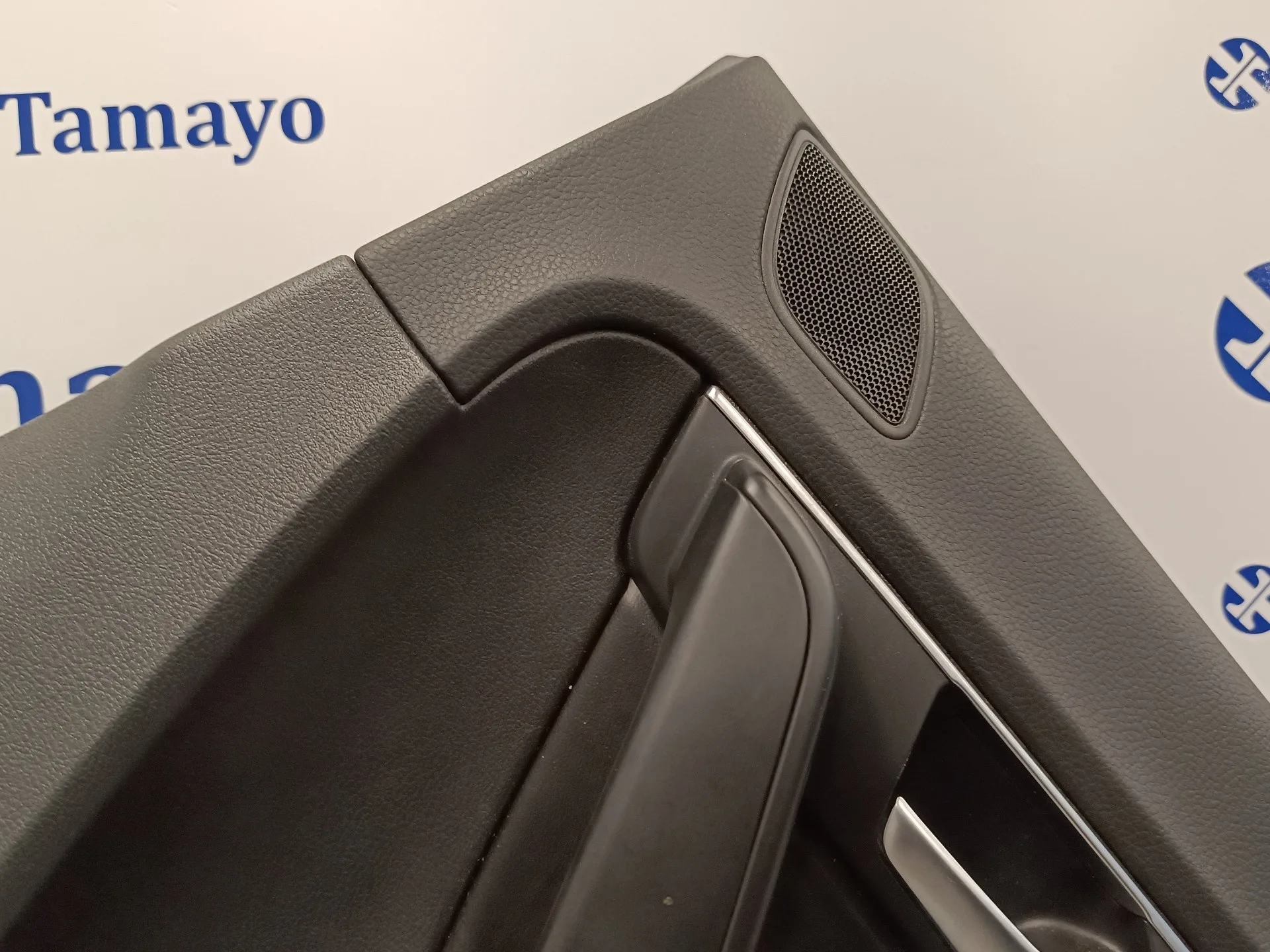 Guarnecido Puerta Trasera Derecha para Volkswagen Passat Variant (365)