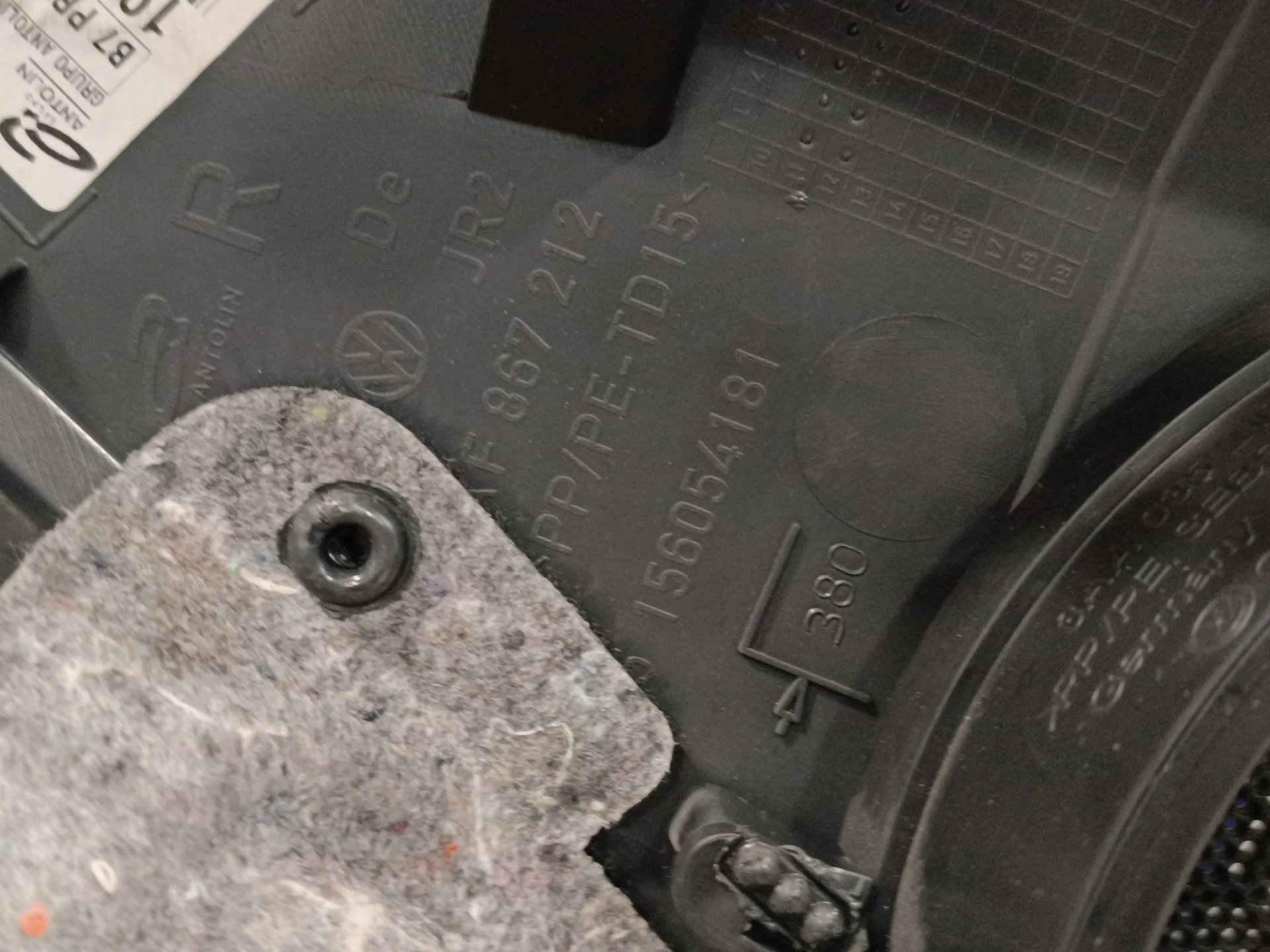 Guarnecido Puerta Trasera Derecha para Volkswagen Passat Variant (365)