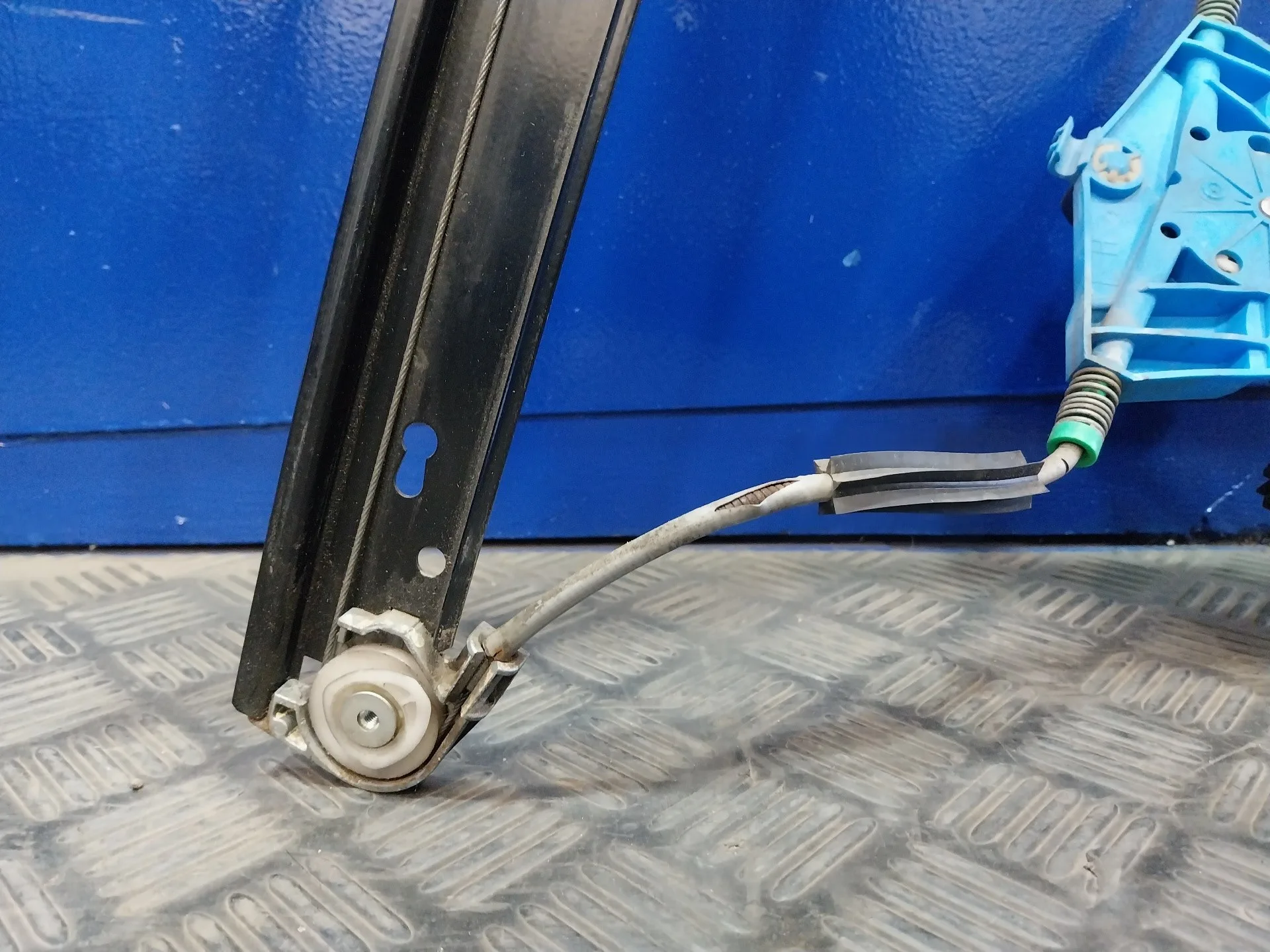 Elevalunas Delantero Izquierdo para Seat Exeo St (3R5)(2009>)