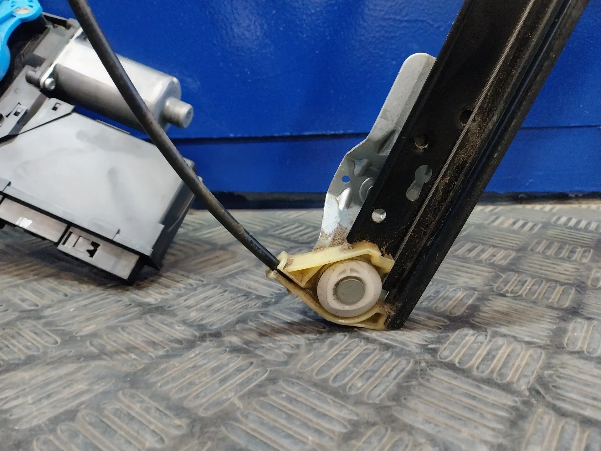 Elevalunas Delantero Izquierdo para Seat Exeo St (3R5)(2009>)