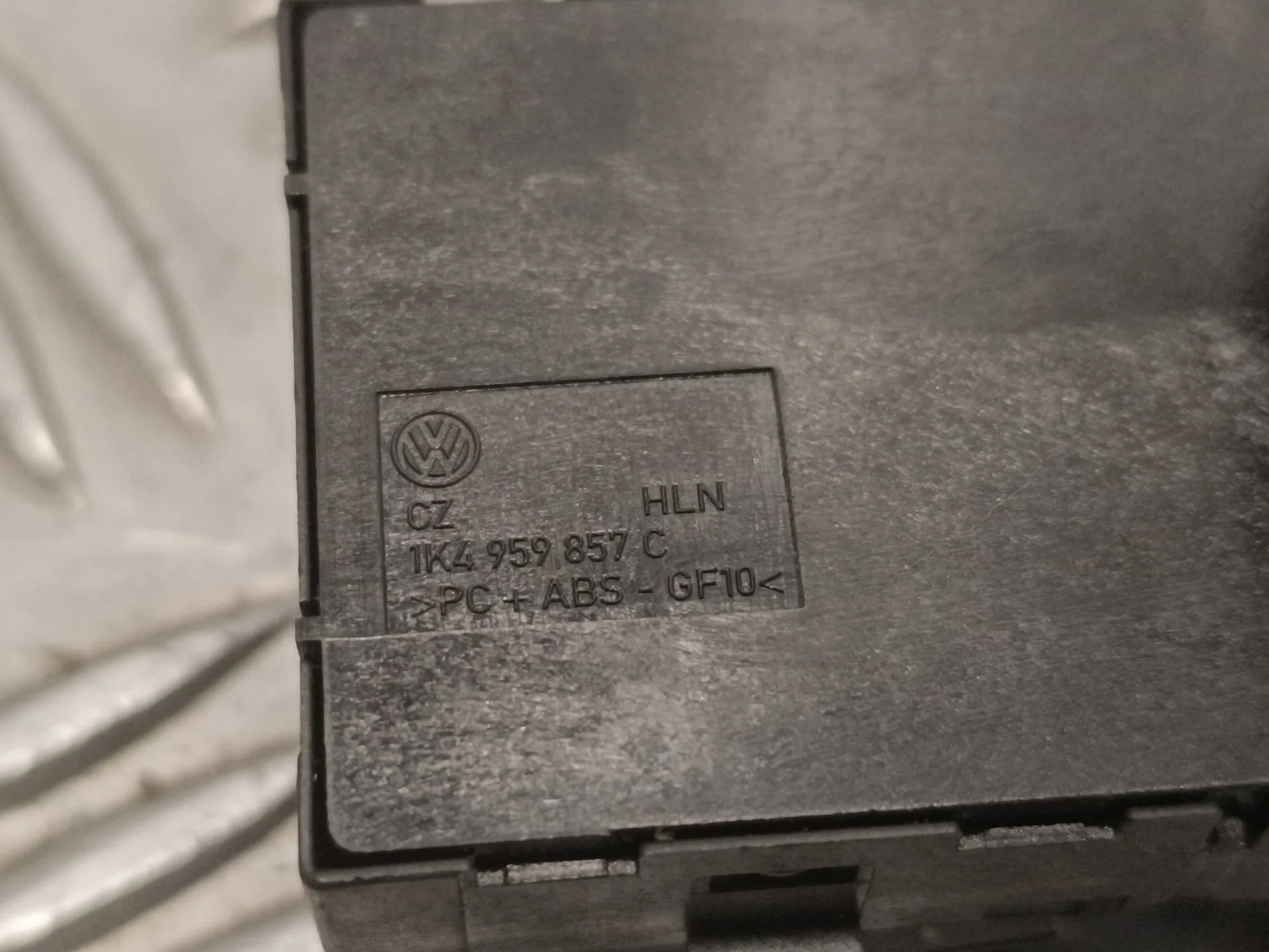 Mando Elevalunas Delantero Izquierdo para Volkswagen Passat Variant (365)