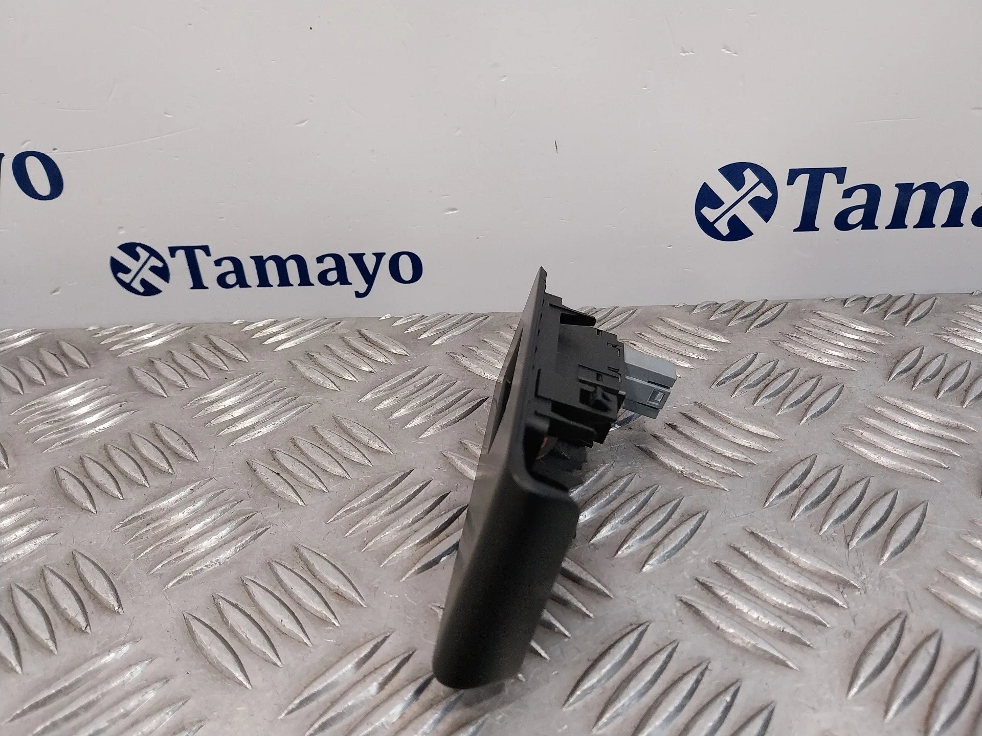 Mando Elevalunas Trasero Derecho para Volkswagen Passat Variant (365)