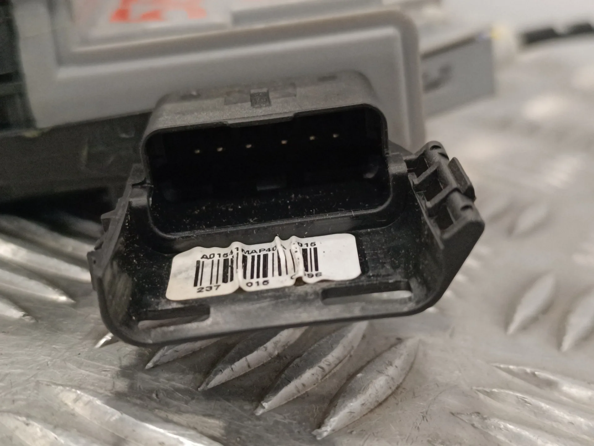 Cerradura Puerta Lateral Derecha para Peugeot Partner Kombi