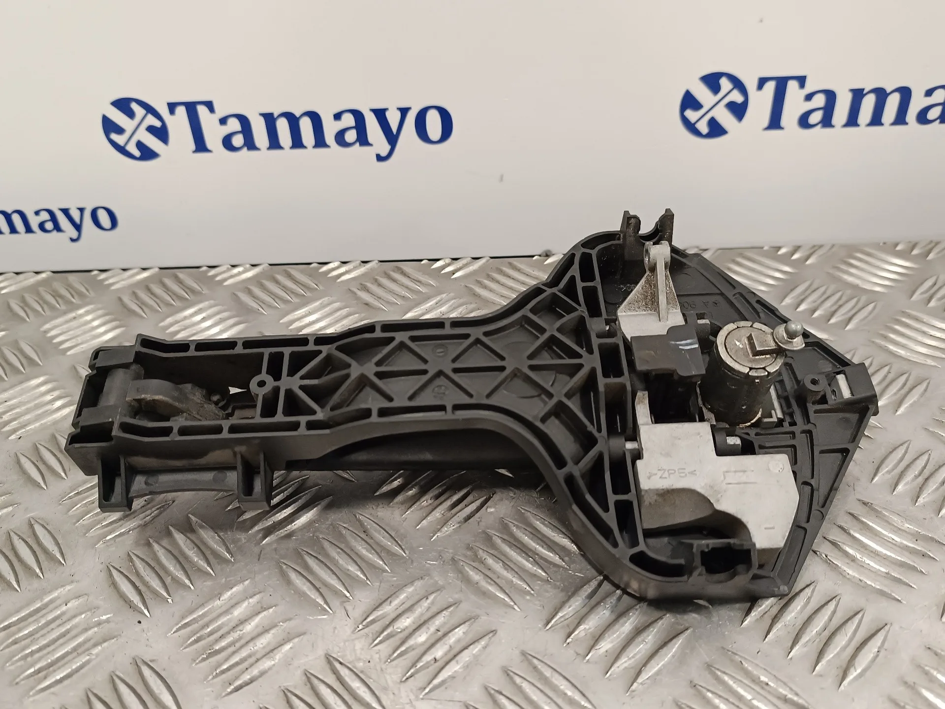 Maneta Exterior Delantera Izquierda para Mercedes-Benz Sprinterii Caja Abierta (Desde 01.06)