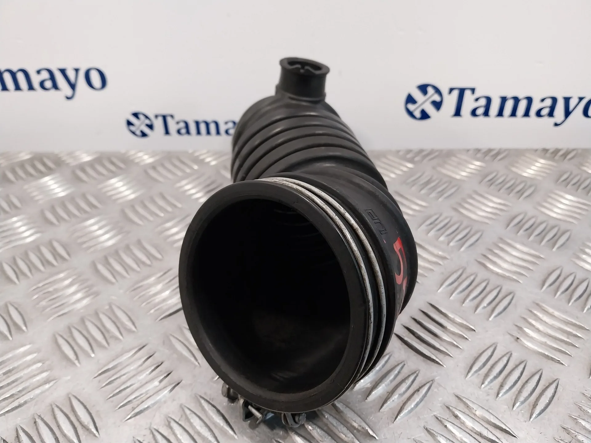 Tubo para Mitsubishi Lancer Berlina (Cy0)