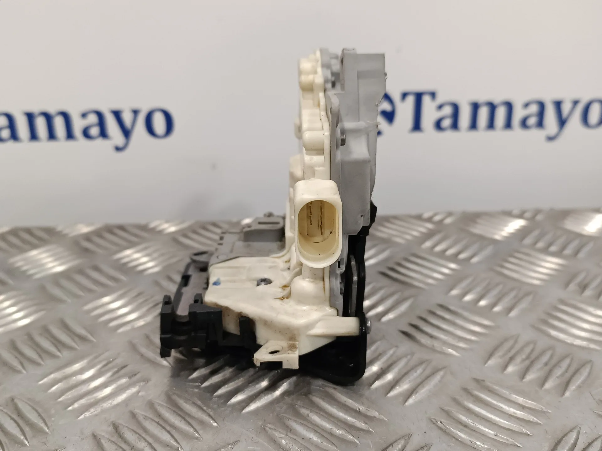 Cerradura Puerta Delantera Derecha para Volkswagen Passat Variant (365)