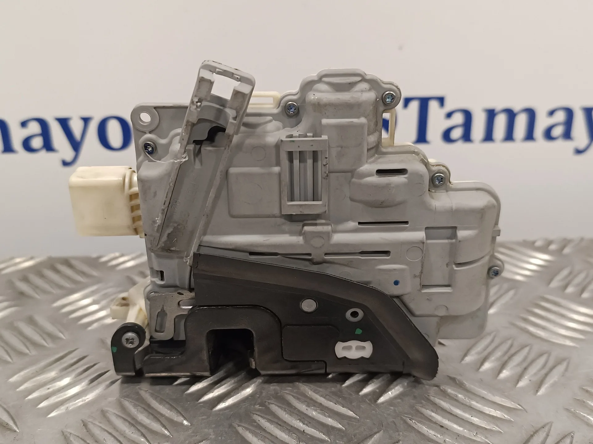 Cerradura Puerta Delantera Derecha para Volkswagen Passat Variant (365)