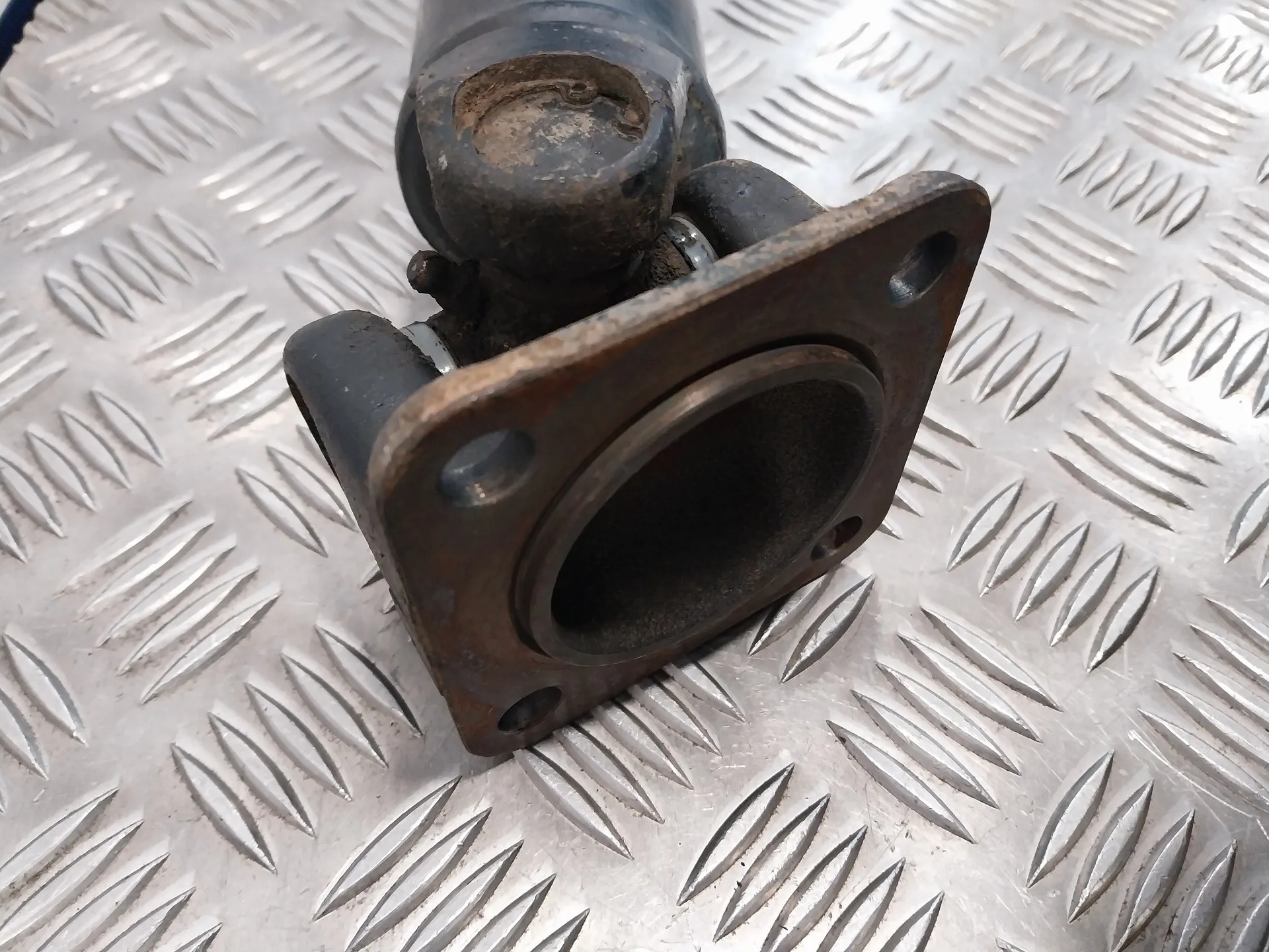 Transmision Central para Nissan Terrano/Terrano.ii (R20)
