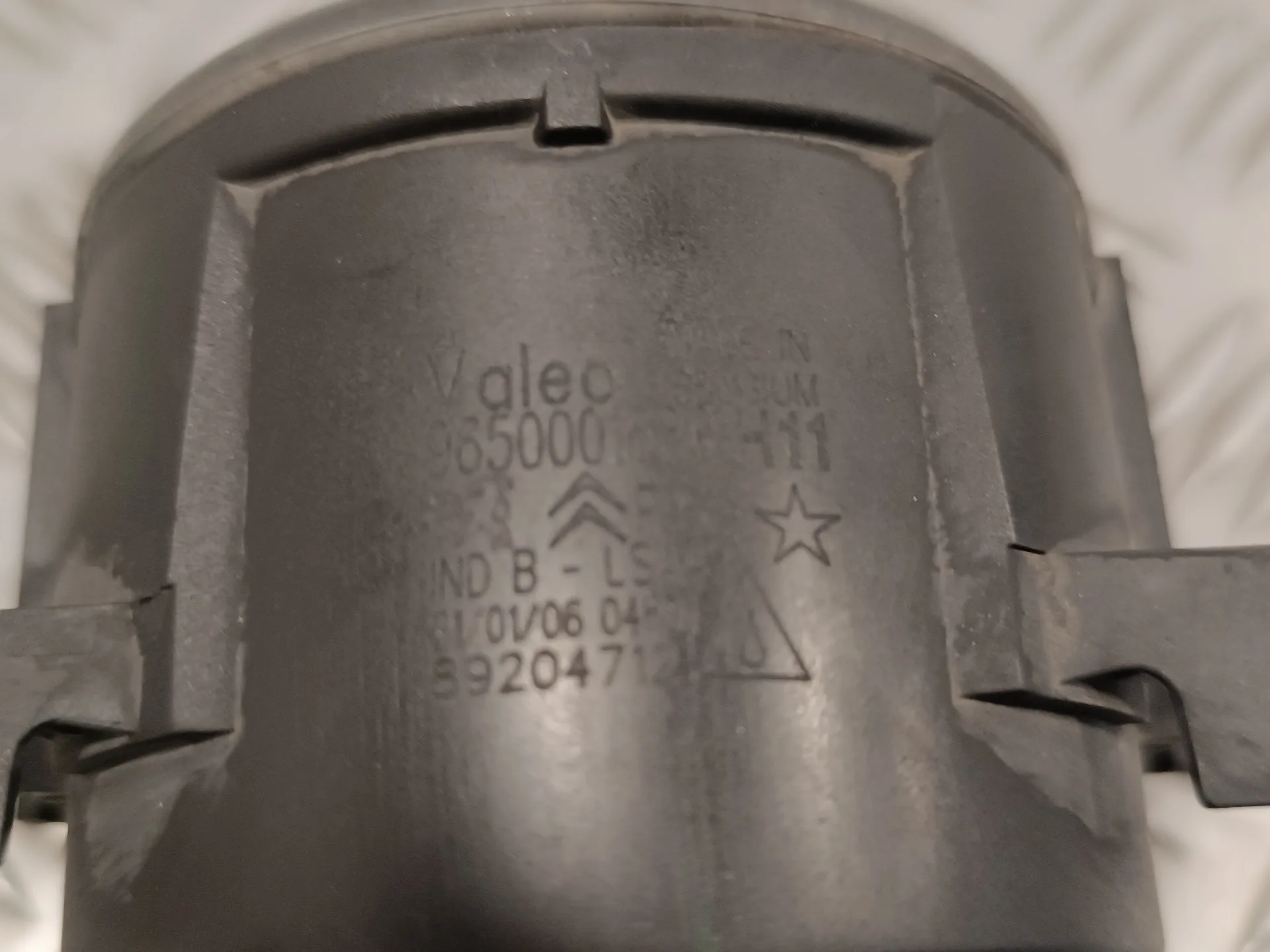 Faro Antiniebla Derecho para Peugeot 407 Coupe