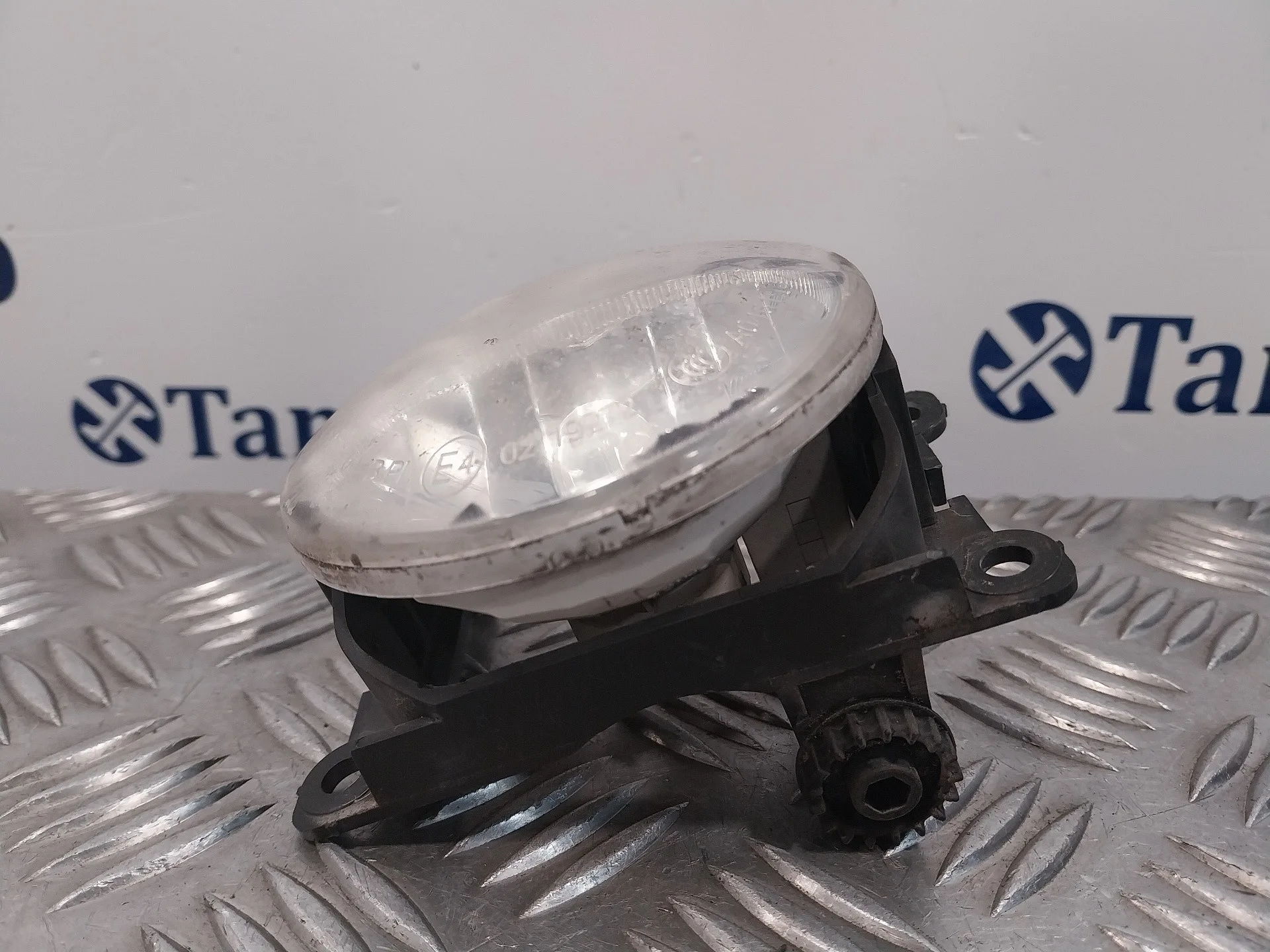 Faro Antiniebla Derecho para Citroën C3