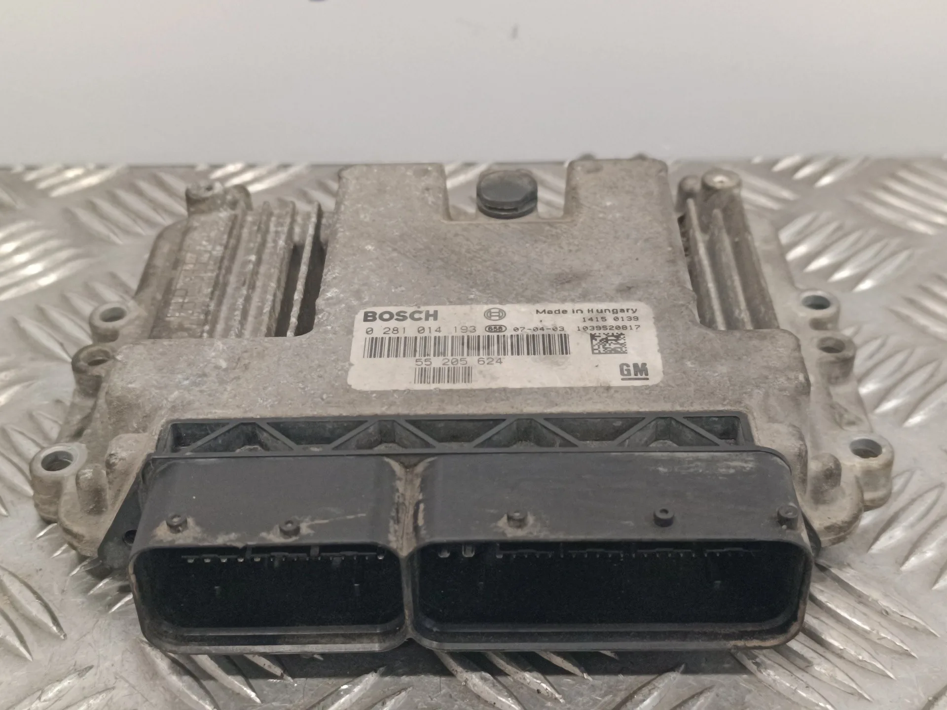 Centralita Motor Uce para Opel Astra Gtc