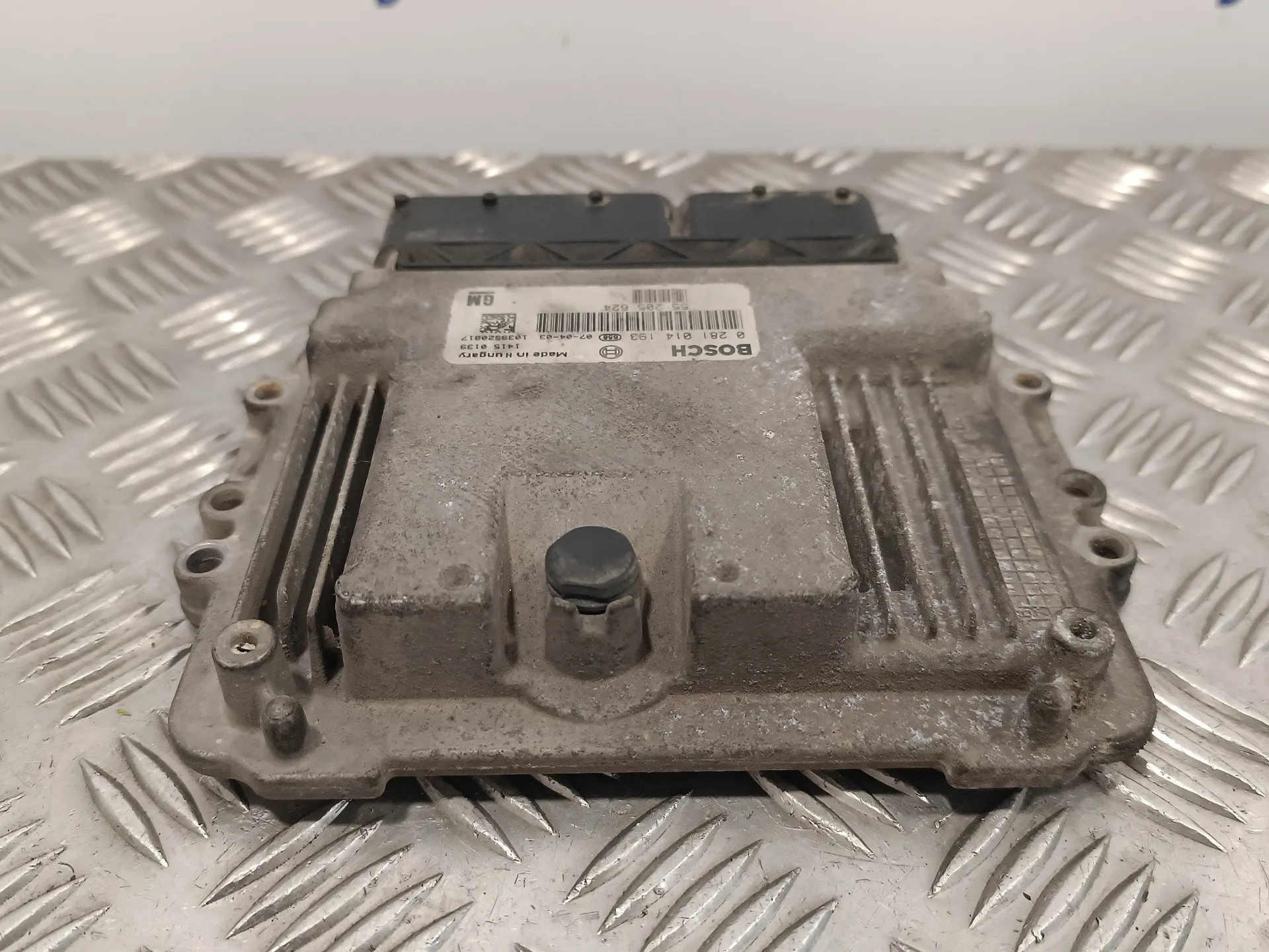 Centralita Motor Uce para Opel Astra Gtc