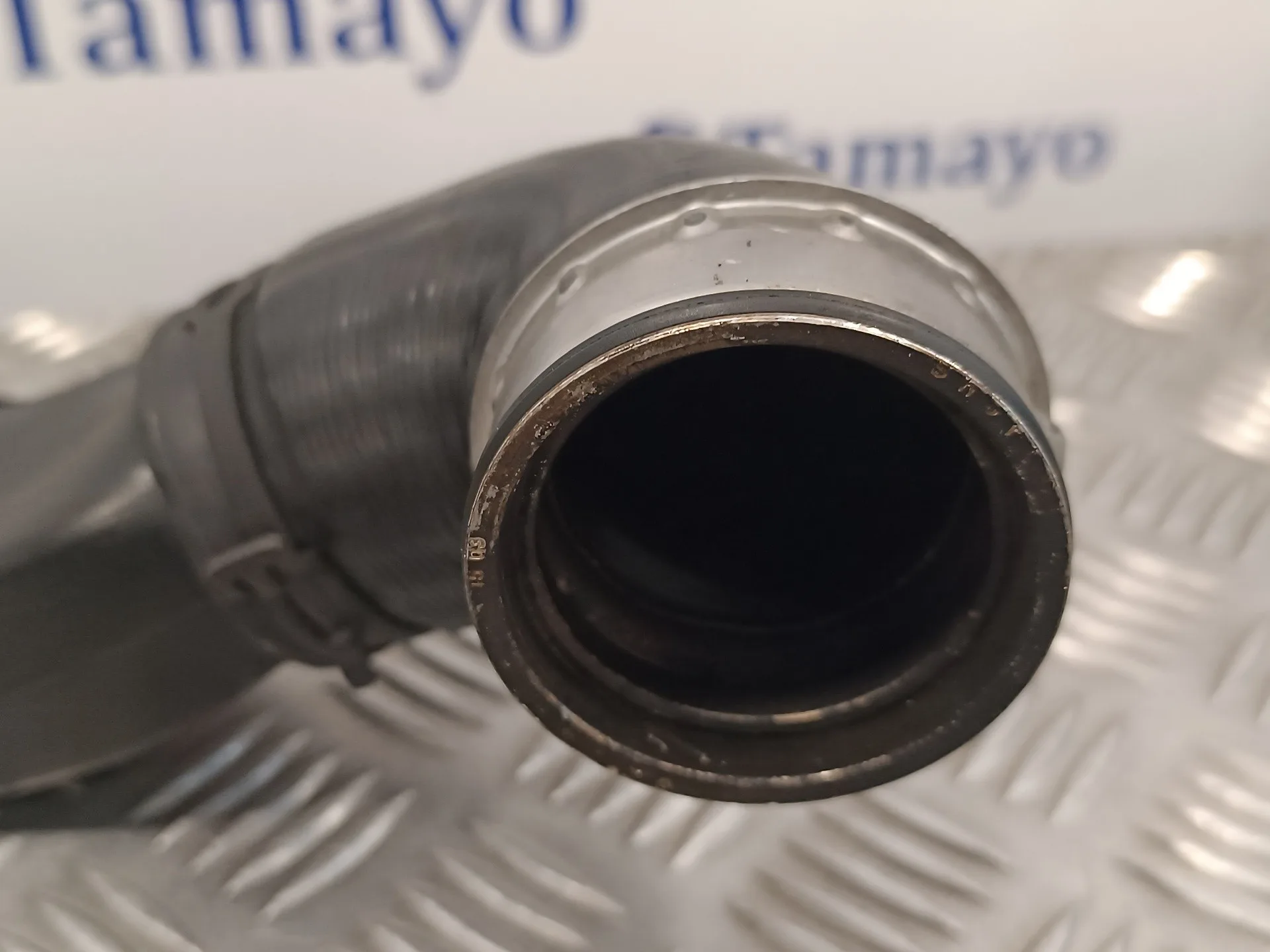 Tubo para Volkswagen Passat Berlina (3B3)