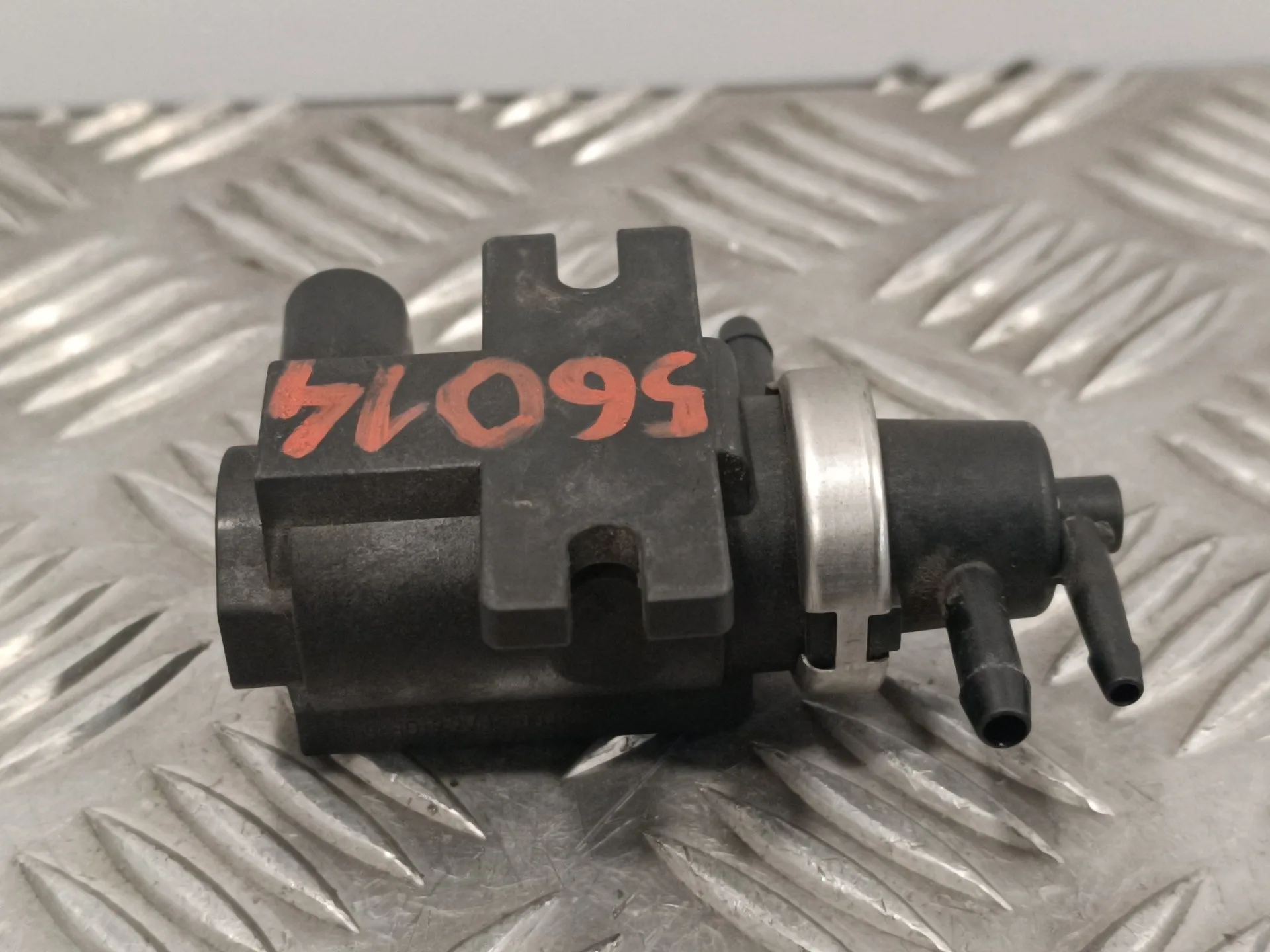 Valvula Aire Adicional para Volkswagen Passat Berlina (3B3)