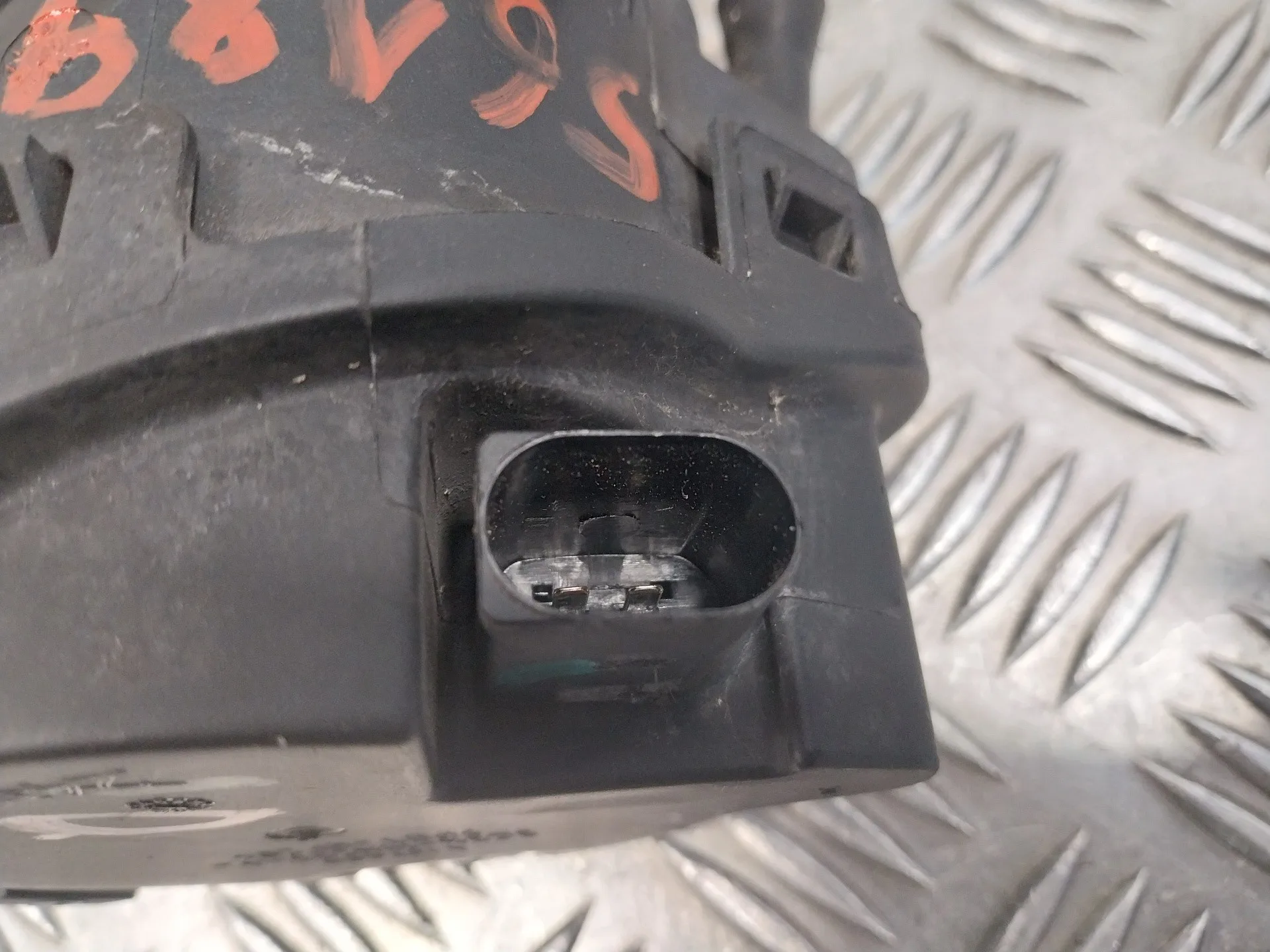 Faro Antiniebla Derecho para Audi A6 Berlina (4F2)