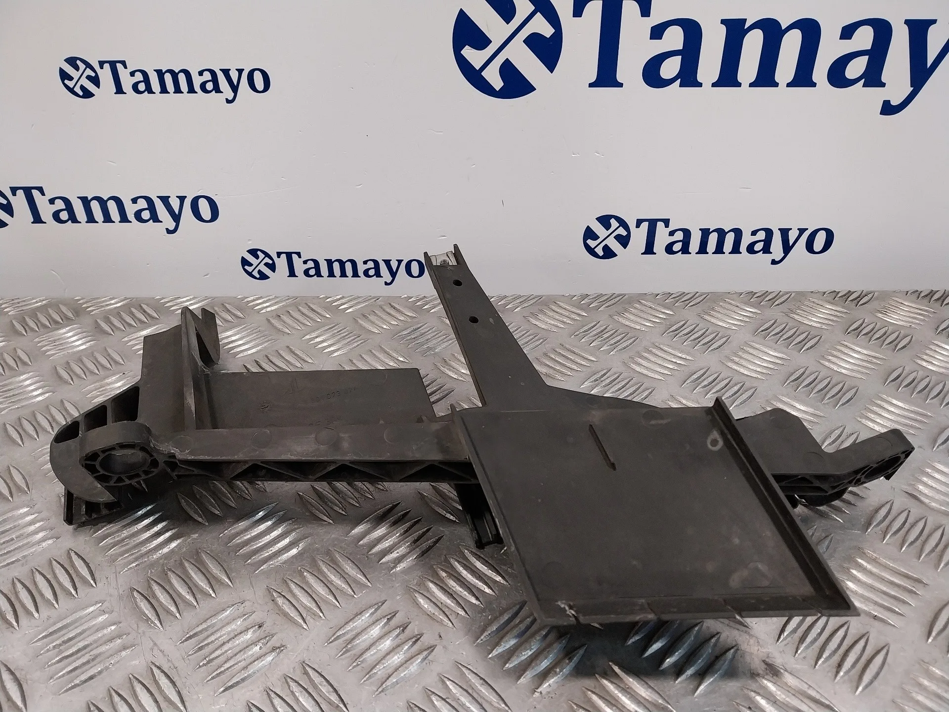 Soporte Faro Izquierdo para Bmw X3 (E83)