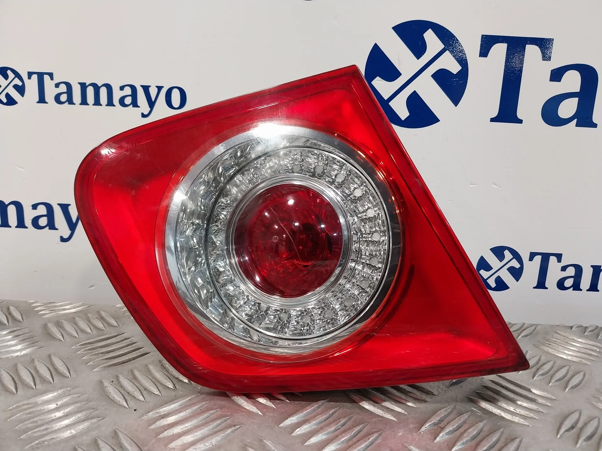 Piloto Trasero Izquierdo Porton para Volkswagen Jetta (1K2)