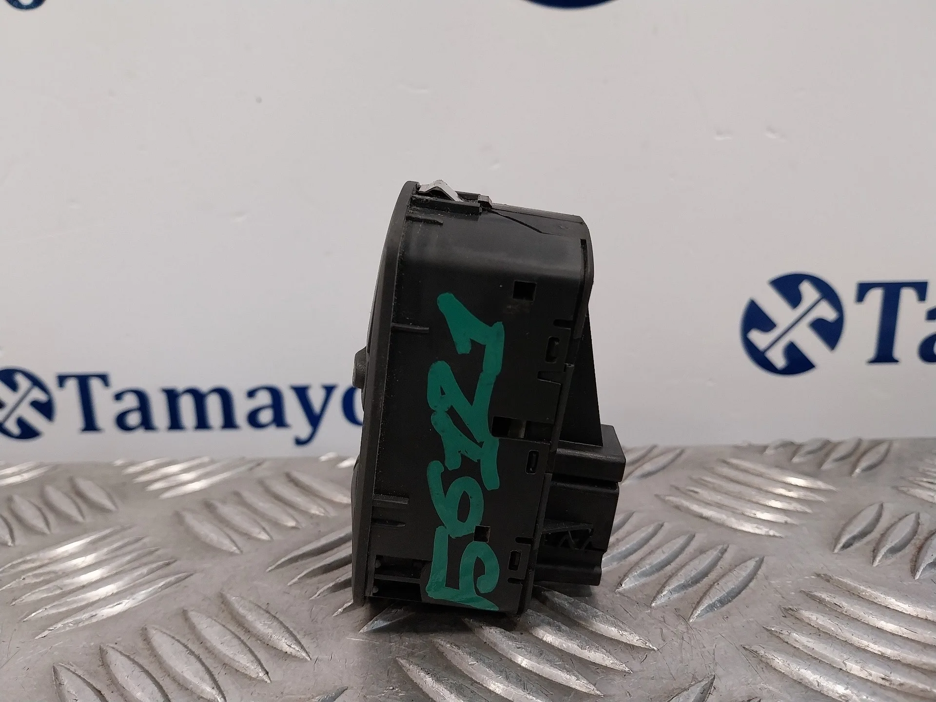 Mando Elevalunas Delantero Izquierdo para Opel Corsa D