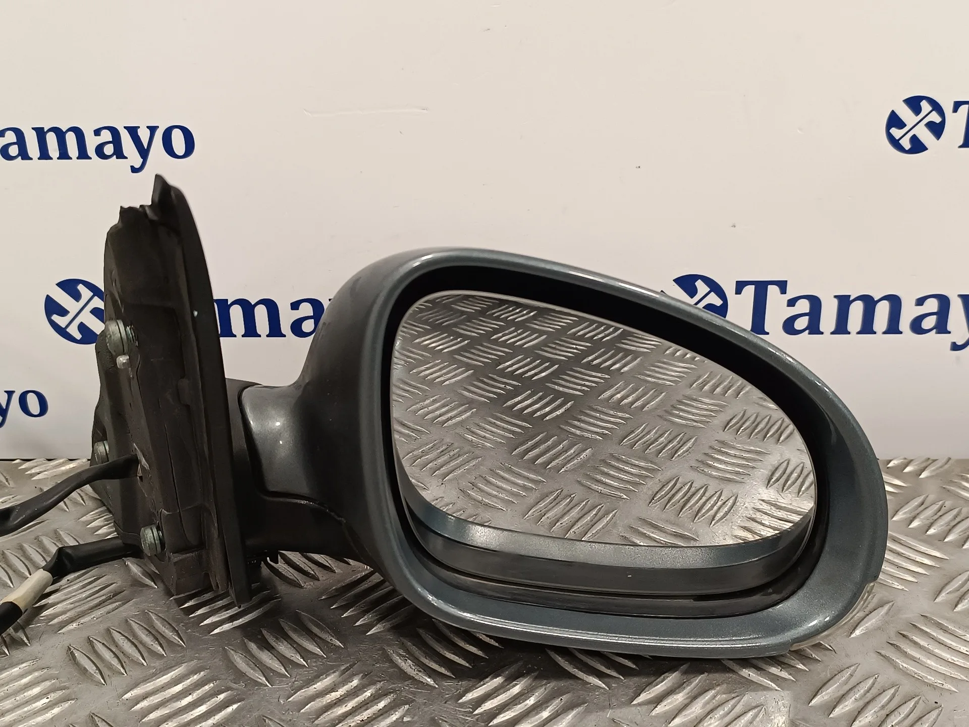 Retrovisor Derecho para Volkswagen Jetta (1K2)