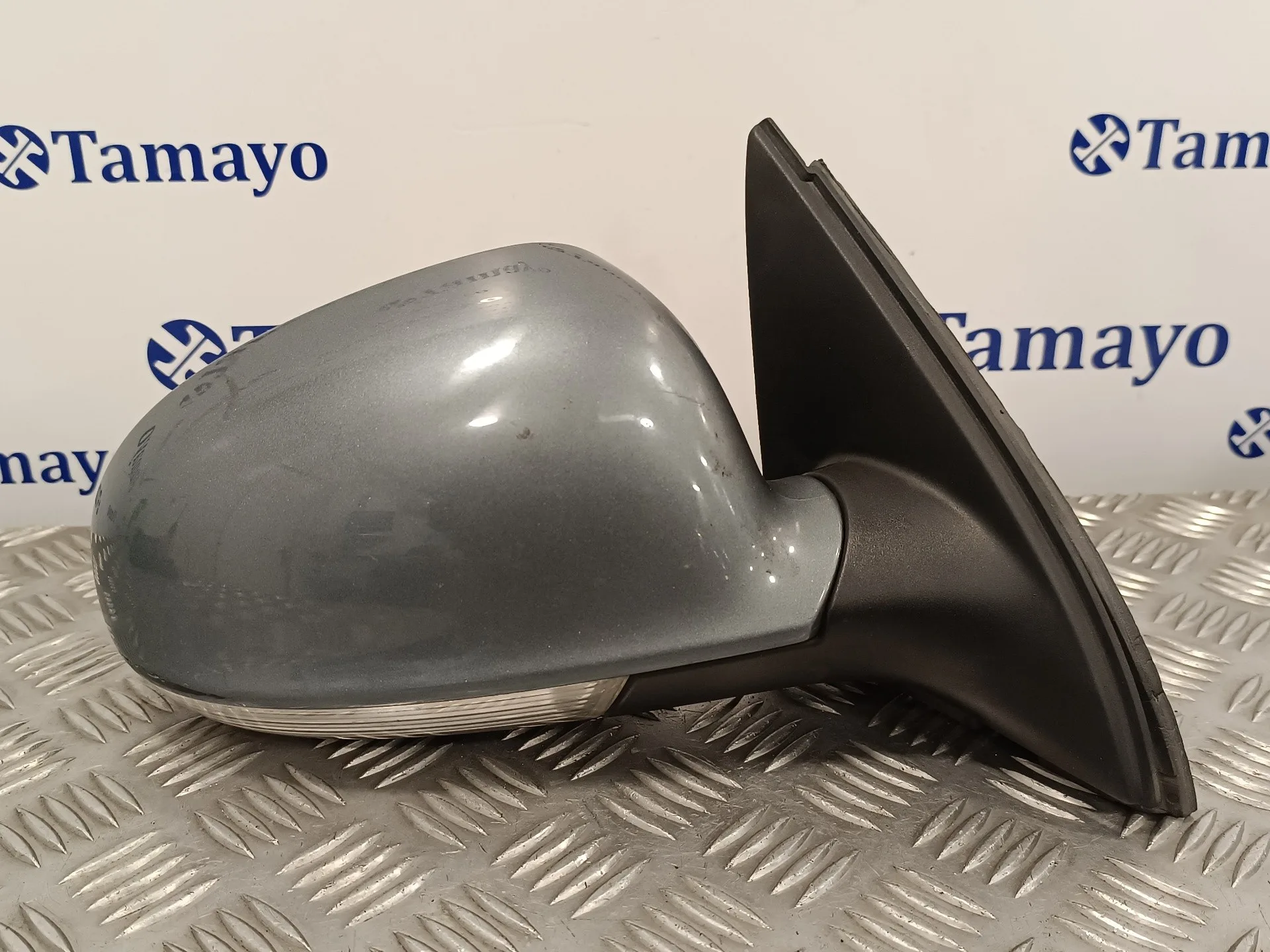 Retrovisor Derecho para Volkswagen Jetta (1K2)