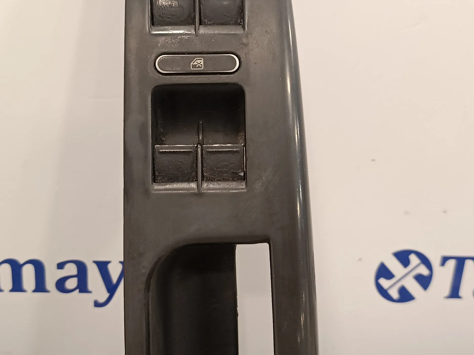 Mando Elevalunas Delantero Izquierdo para Volkswagen Jetta (1K2)