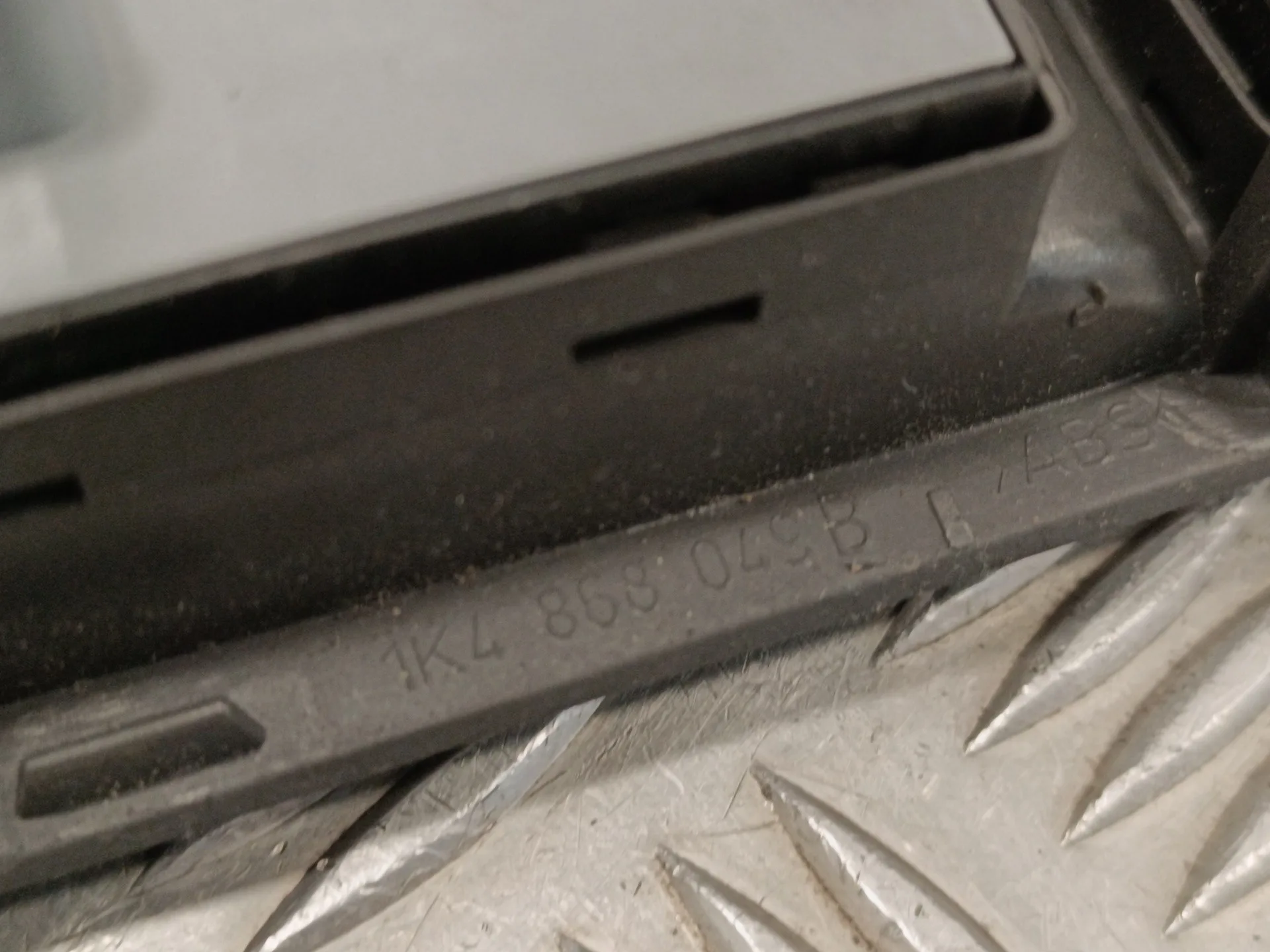 Mando Elevalunas Delantero Izquierdo para Volkswagen Jetta (1K2)