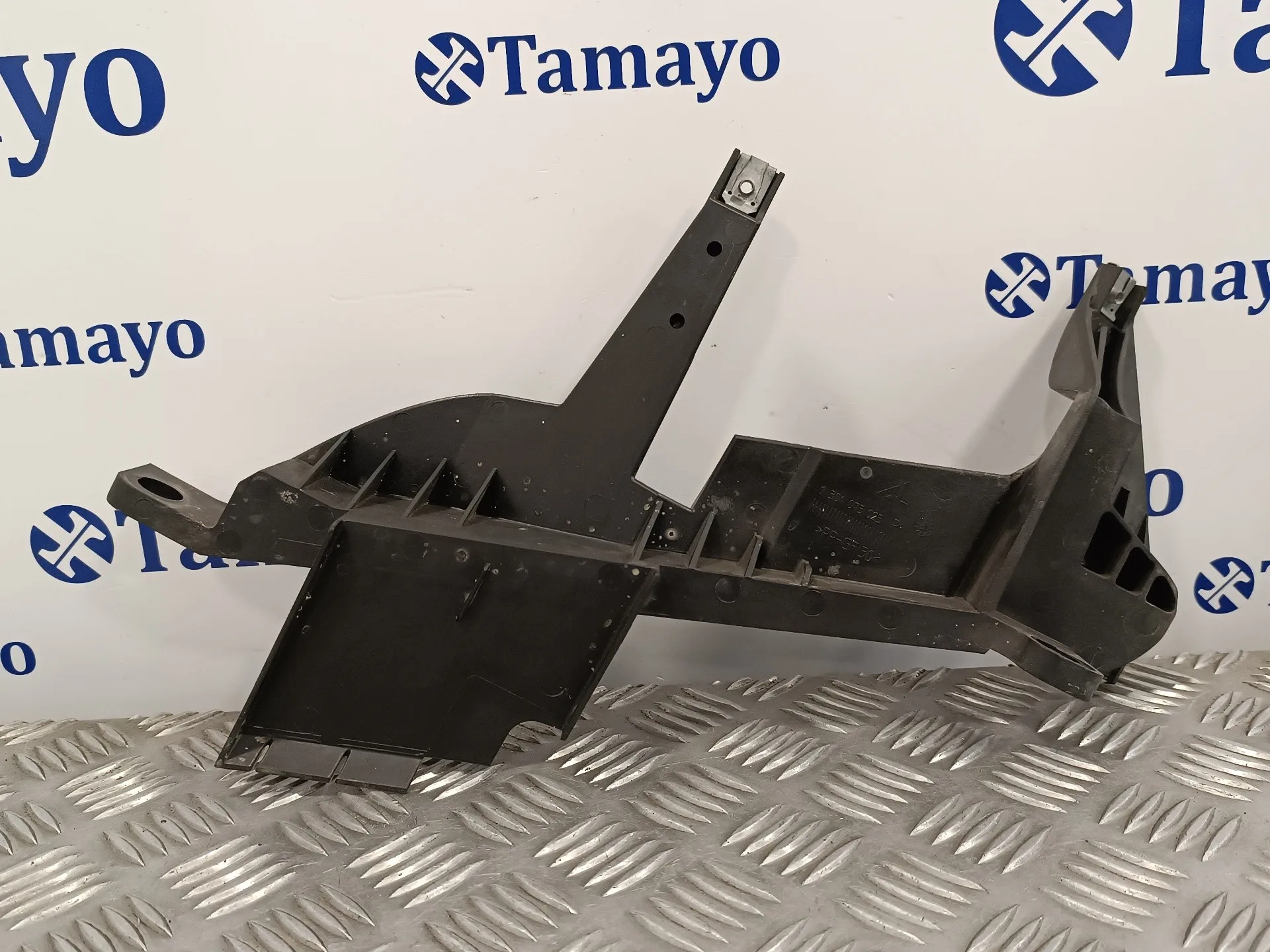 Soporte Faro Derecho para Bmw X3 (E83)