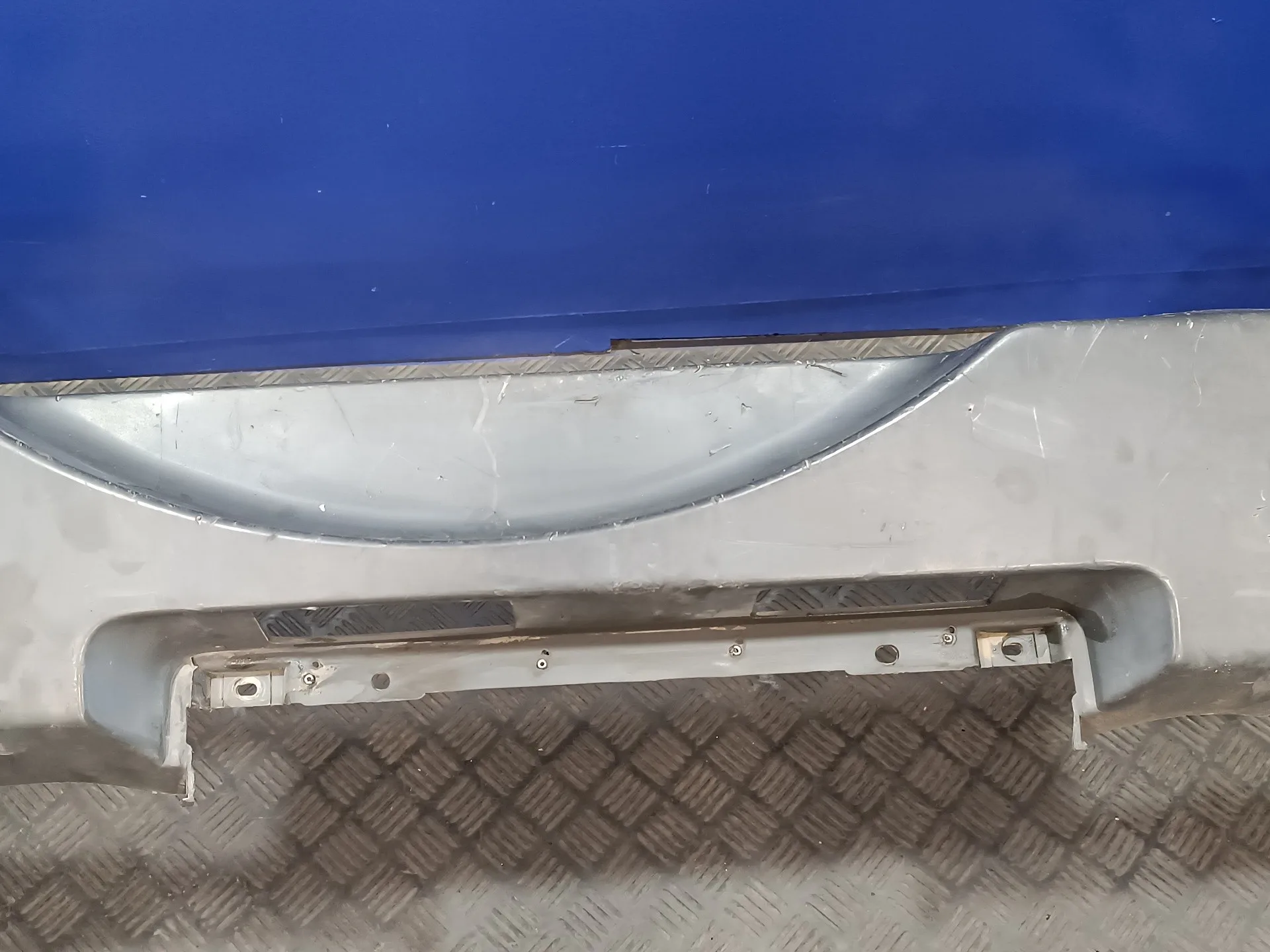 Paragolpes Trasero para Nissan Terrano/Terrano.ii (R20)