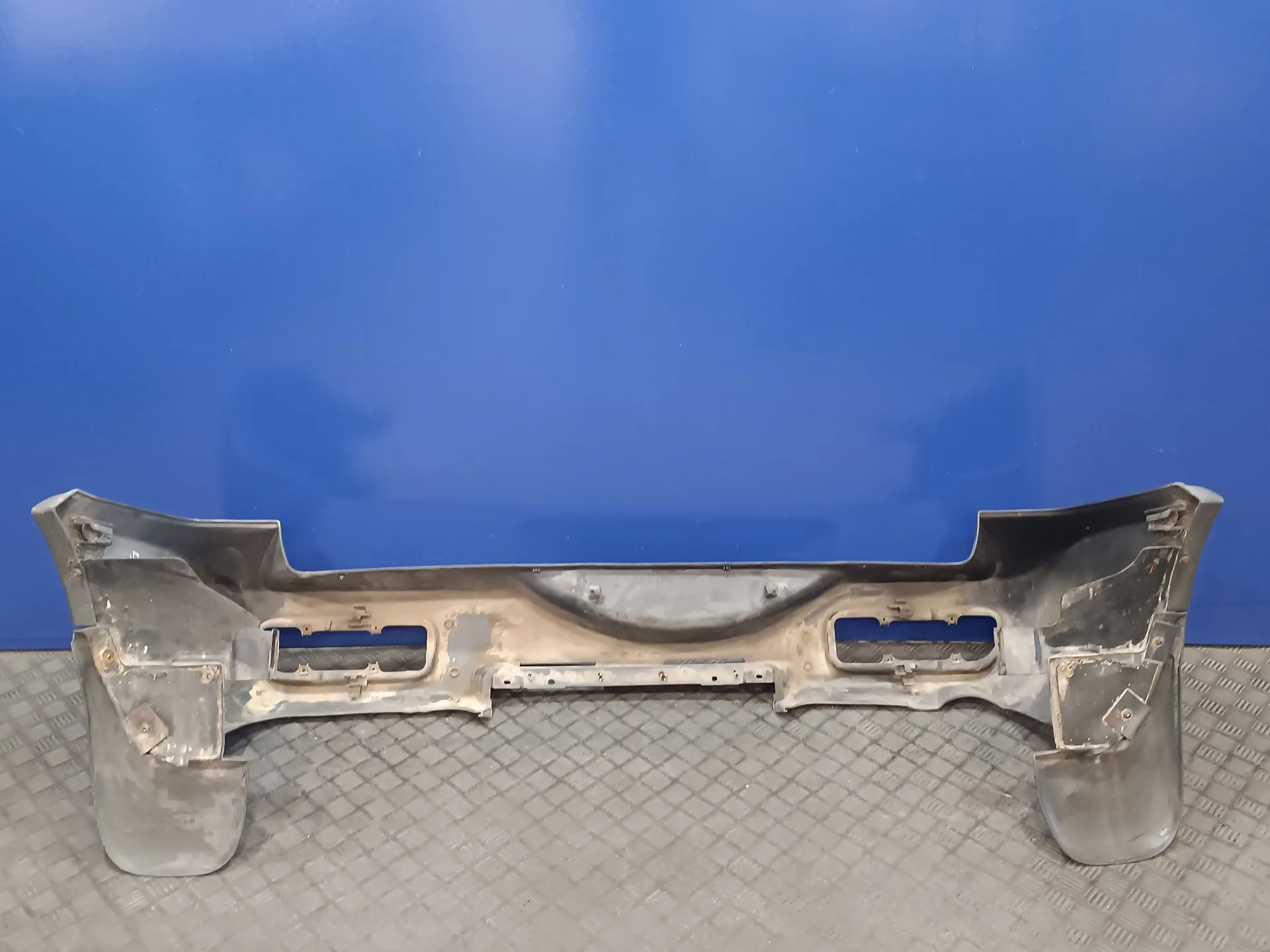 Paragolpes Trasero para Nissan Terrano/Terrano.ii (R20)