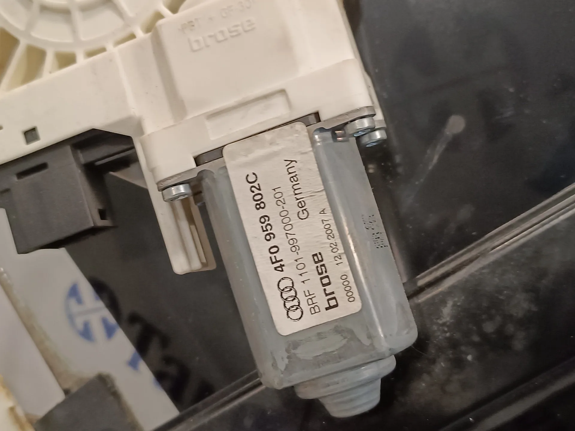 Elevalunas Trasero Derecho para Audi S6 Avant (4F5)