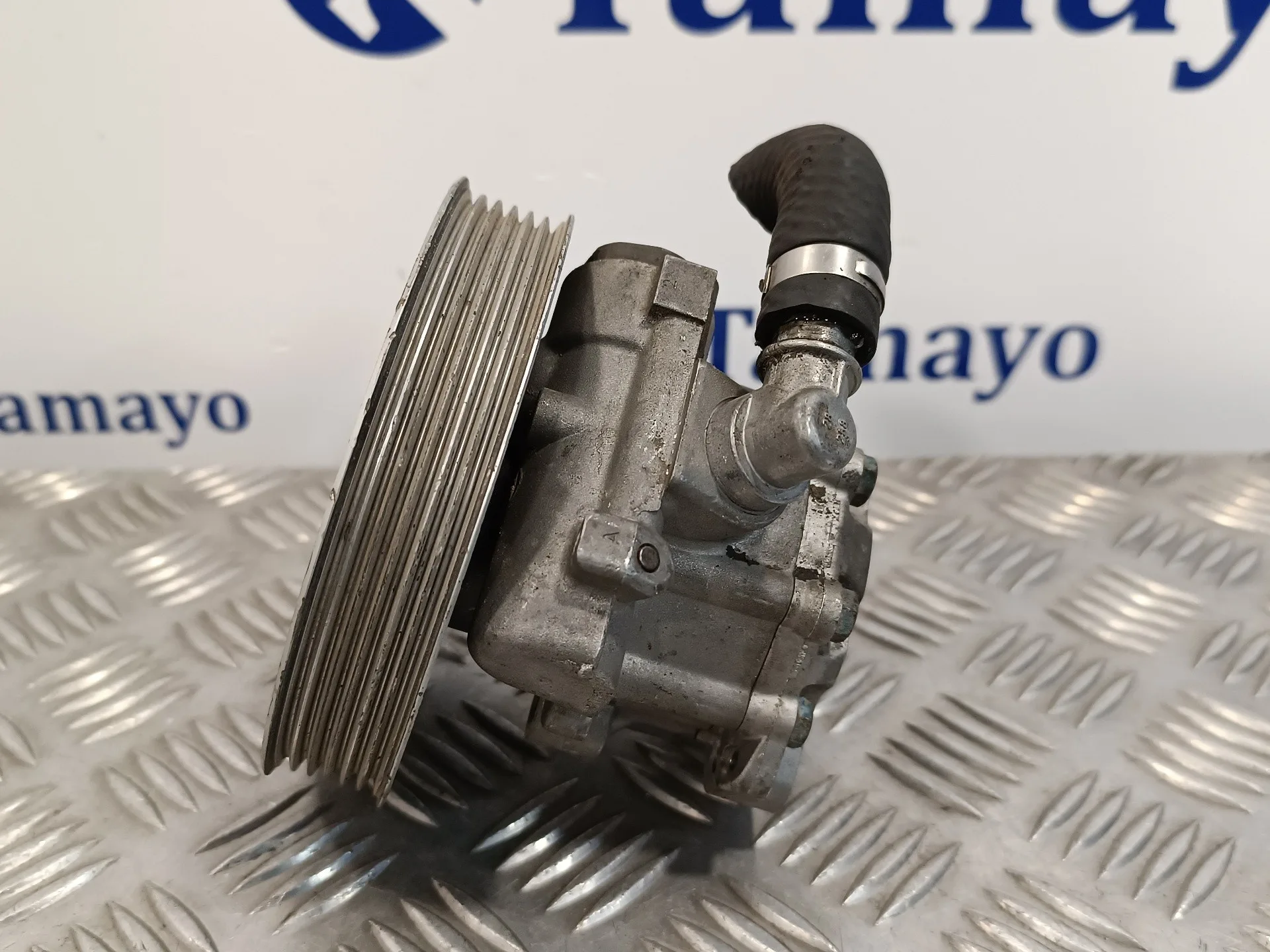 Bomba Servodireccion para Audi A6 Berlina (4B2)