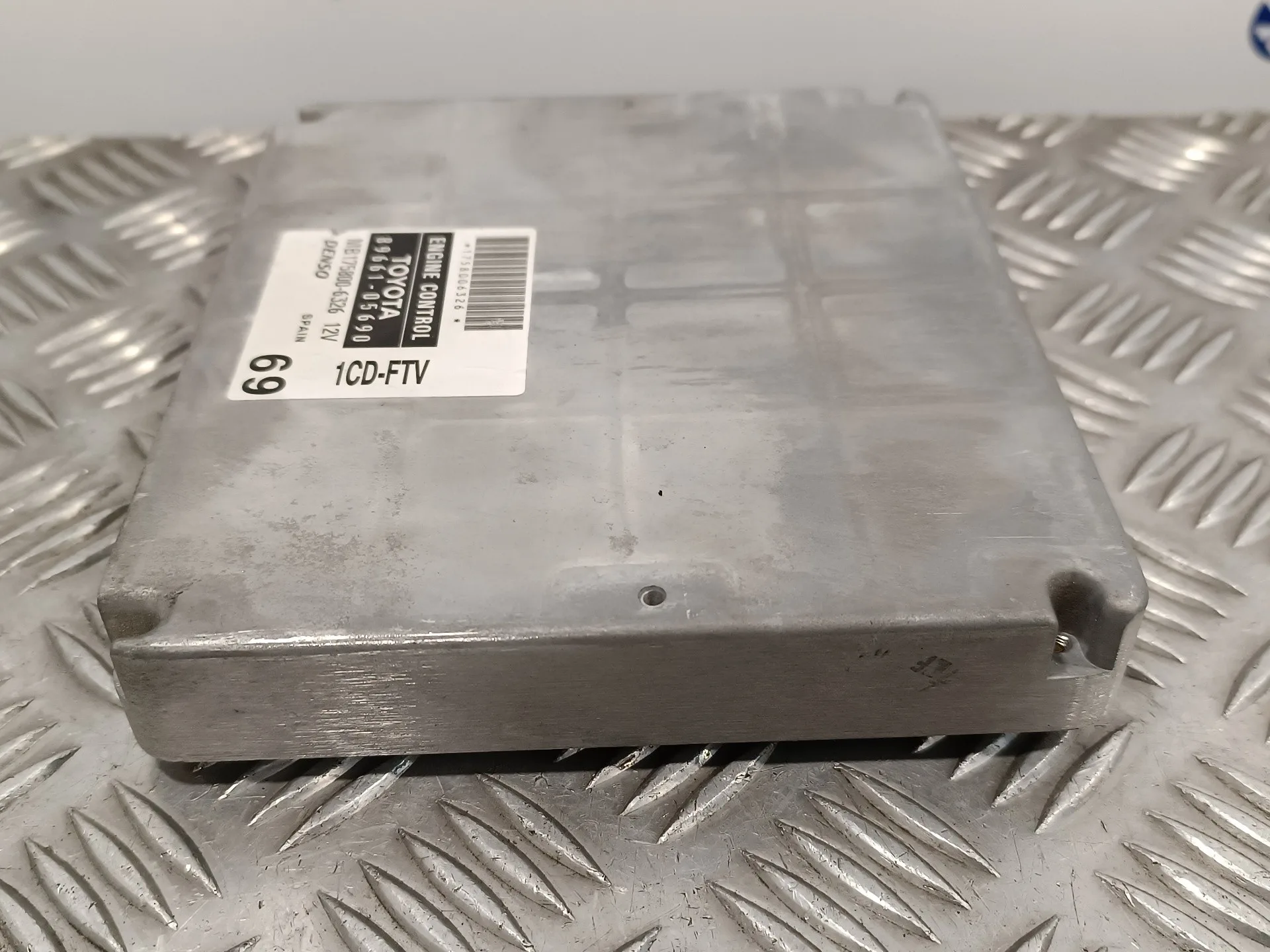 Centralita Motor Uce para Toyota Avensis Berlina (T25)