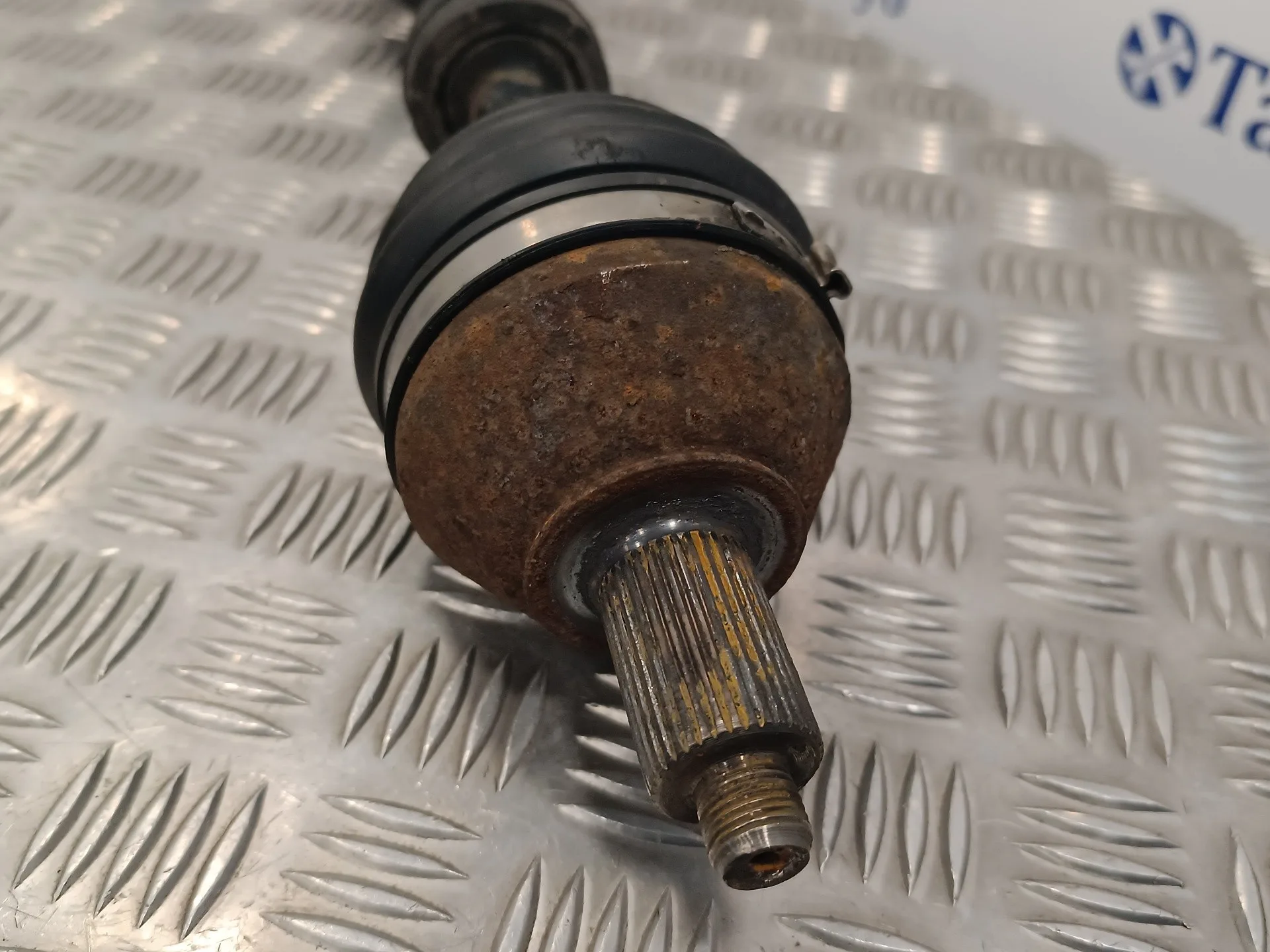 Transmision Delantera Izquierda para Seat Ibiza Sc (6J1)