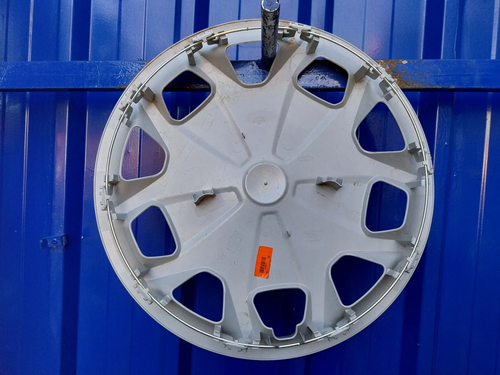 Tapacubos para Ford Transit Furgon (Tts)