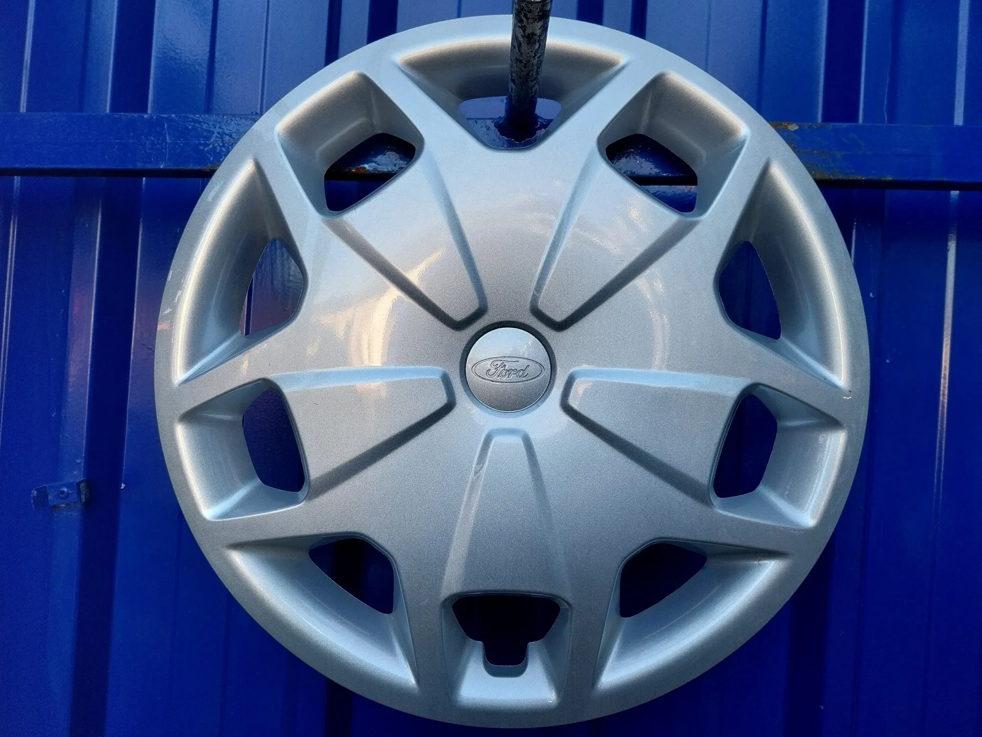 Tapacubos para Ford Transit Furgon (Tts)