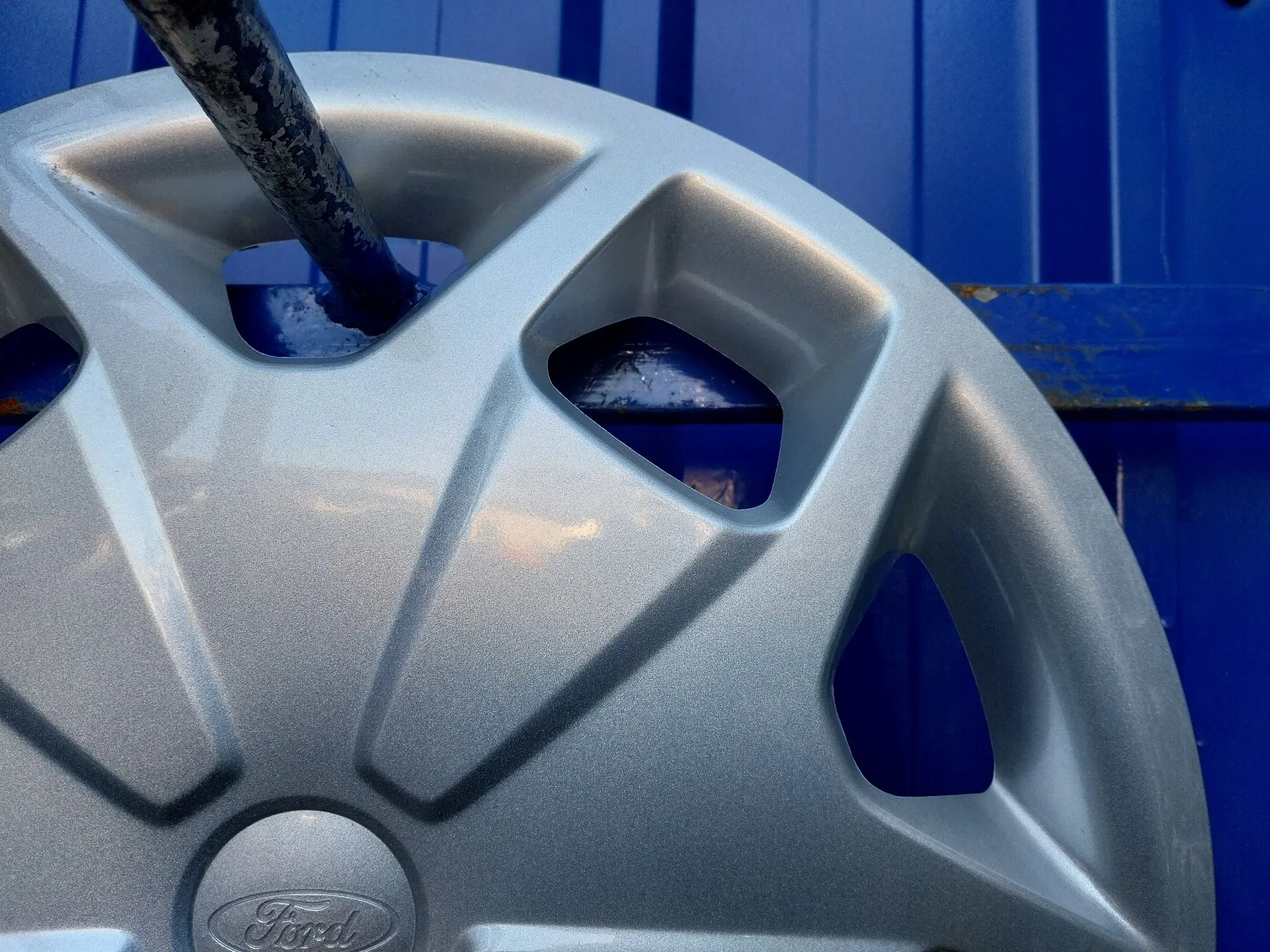 Tapacubos para Ford Transit Furgon (Tts)