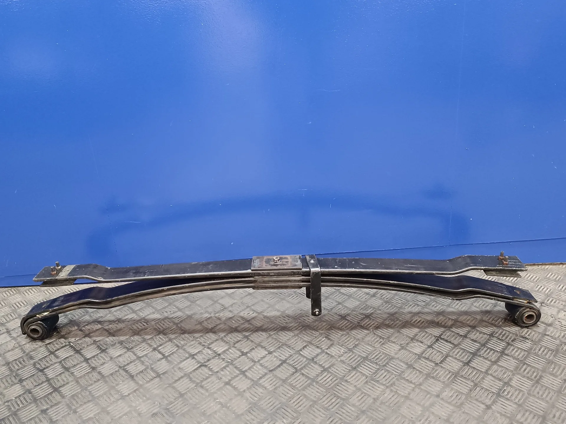 Ballesta Trasera para Nissan Cabstar