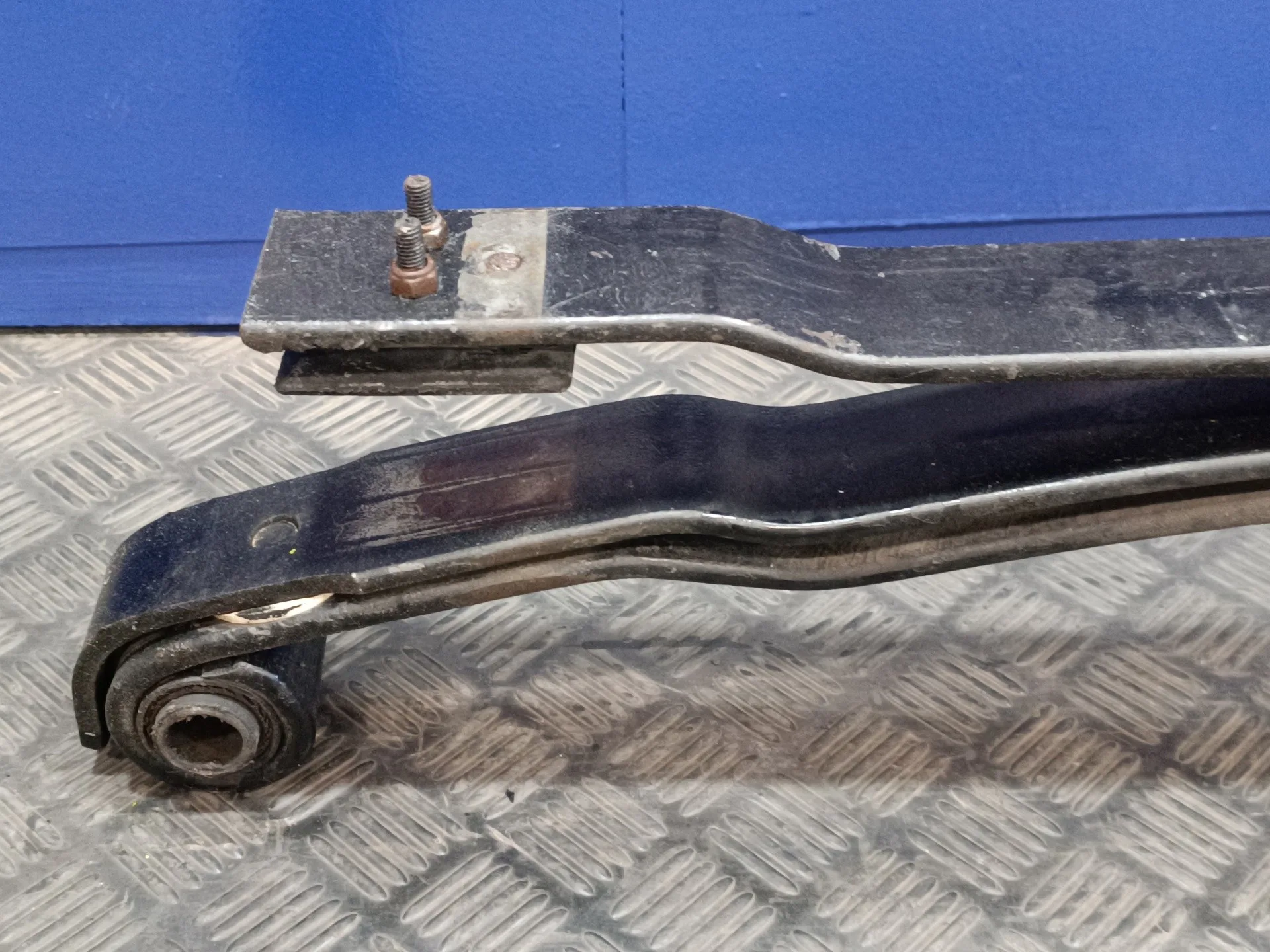 Ballesta Trasera para Nissan Cabstar
