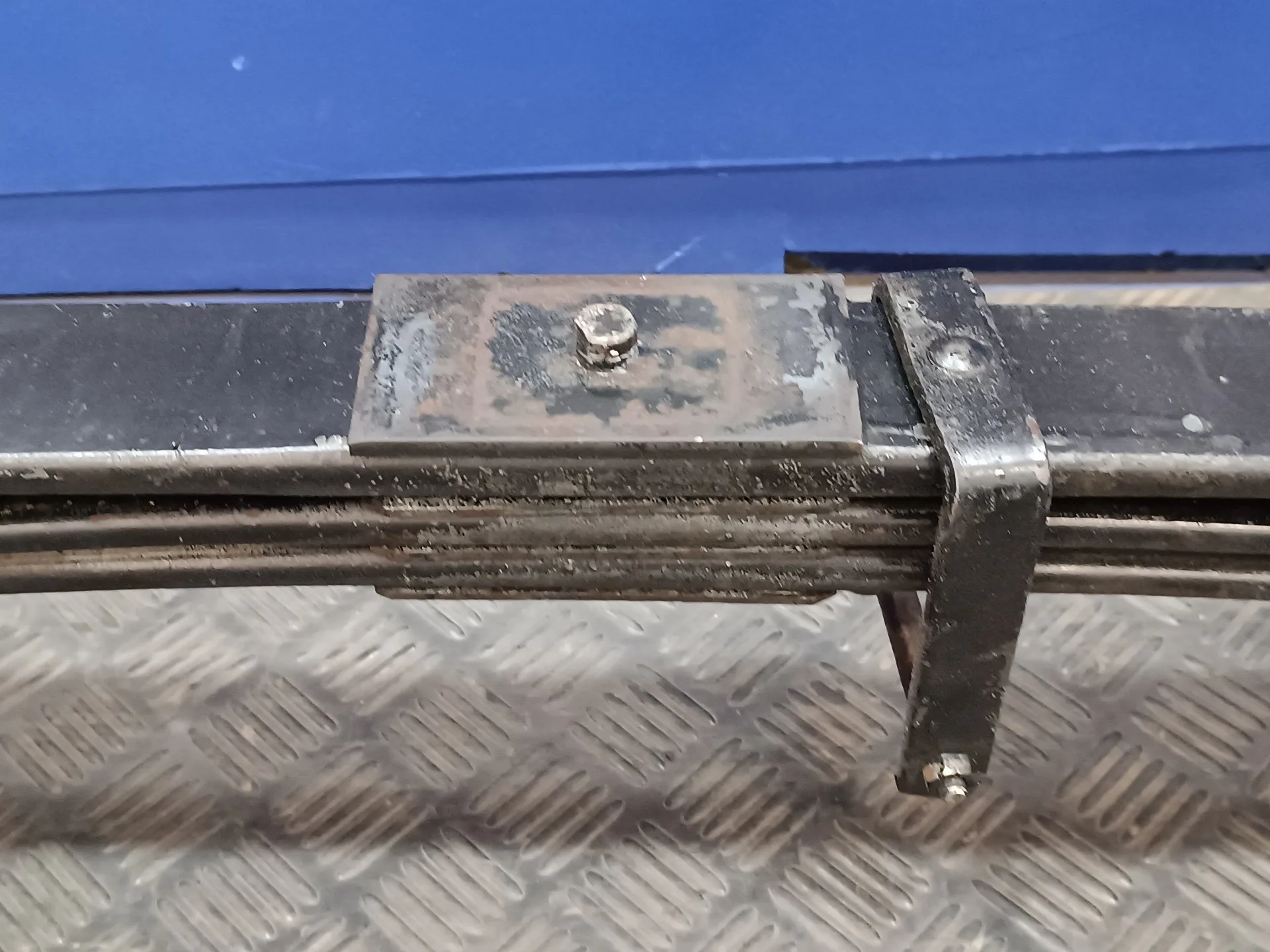 Ballesta Trasera para Nissan Cabstar