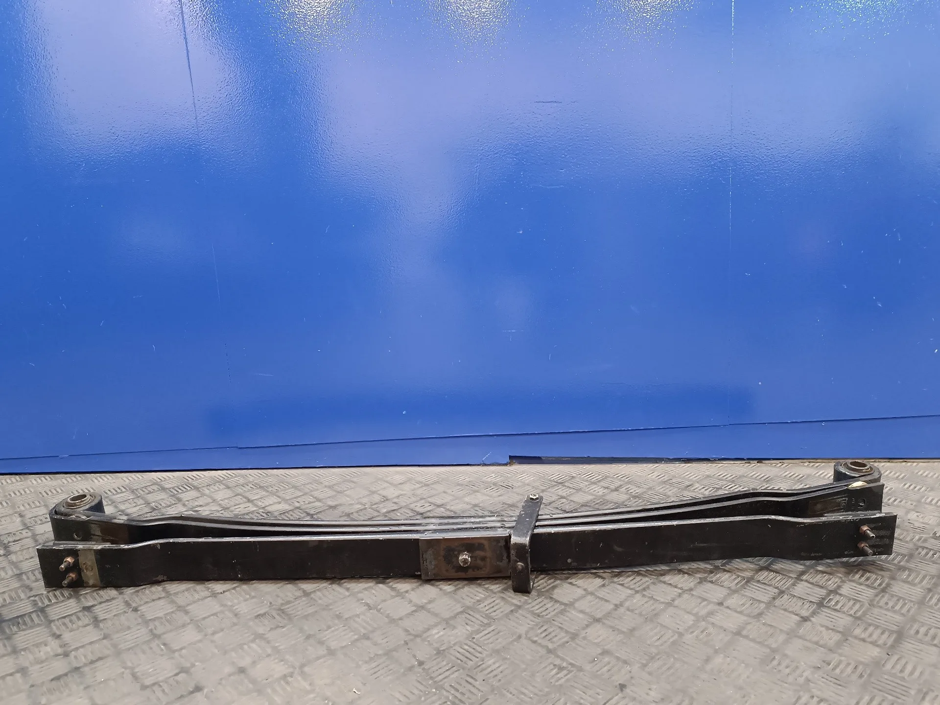 Ballesta Trasera para Nissan Cabstar