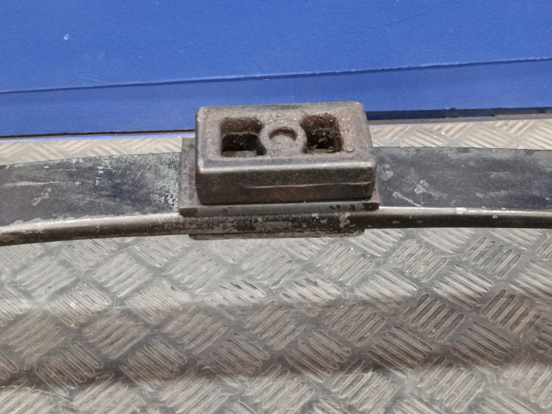 Ballesta Trasera para Nissan Cabstar