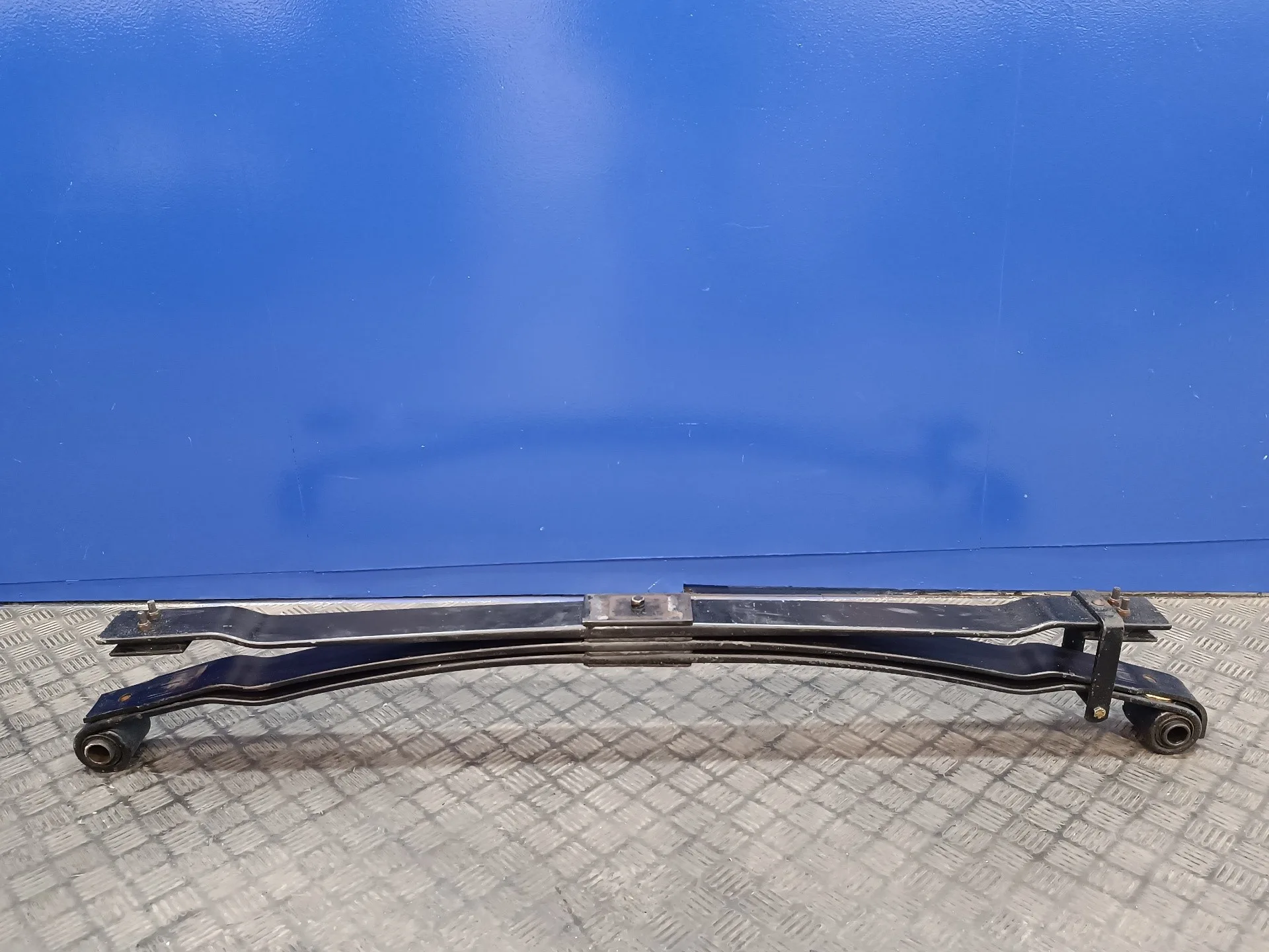 Ballesta Trasera para Nissan Cabstar