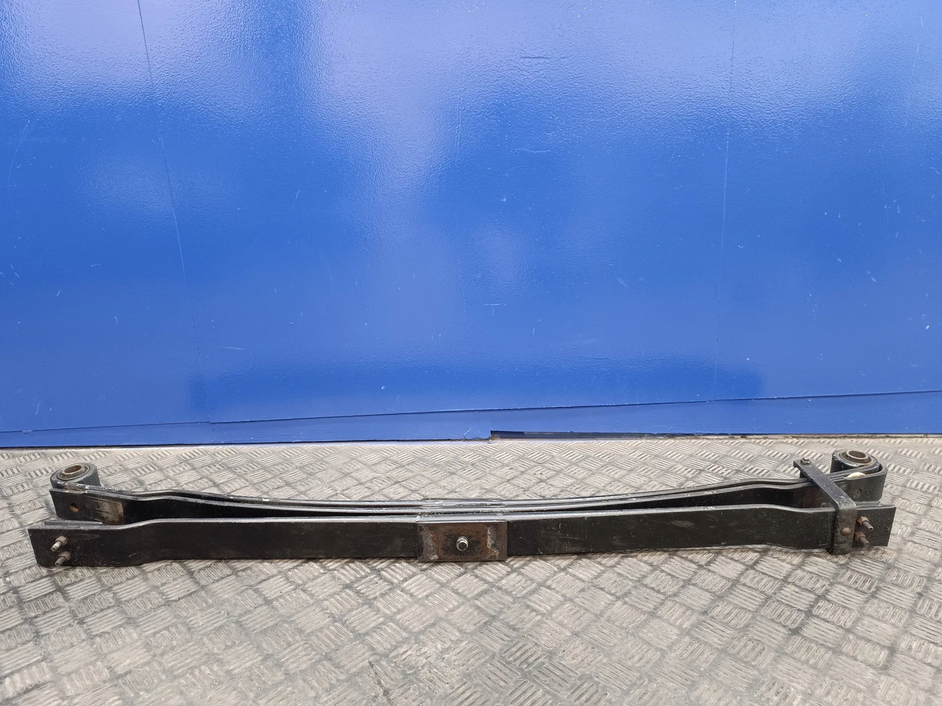 Ballesta Trasera para Nissan Cabstar