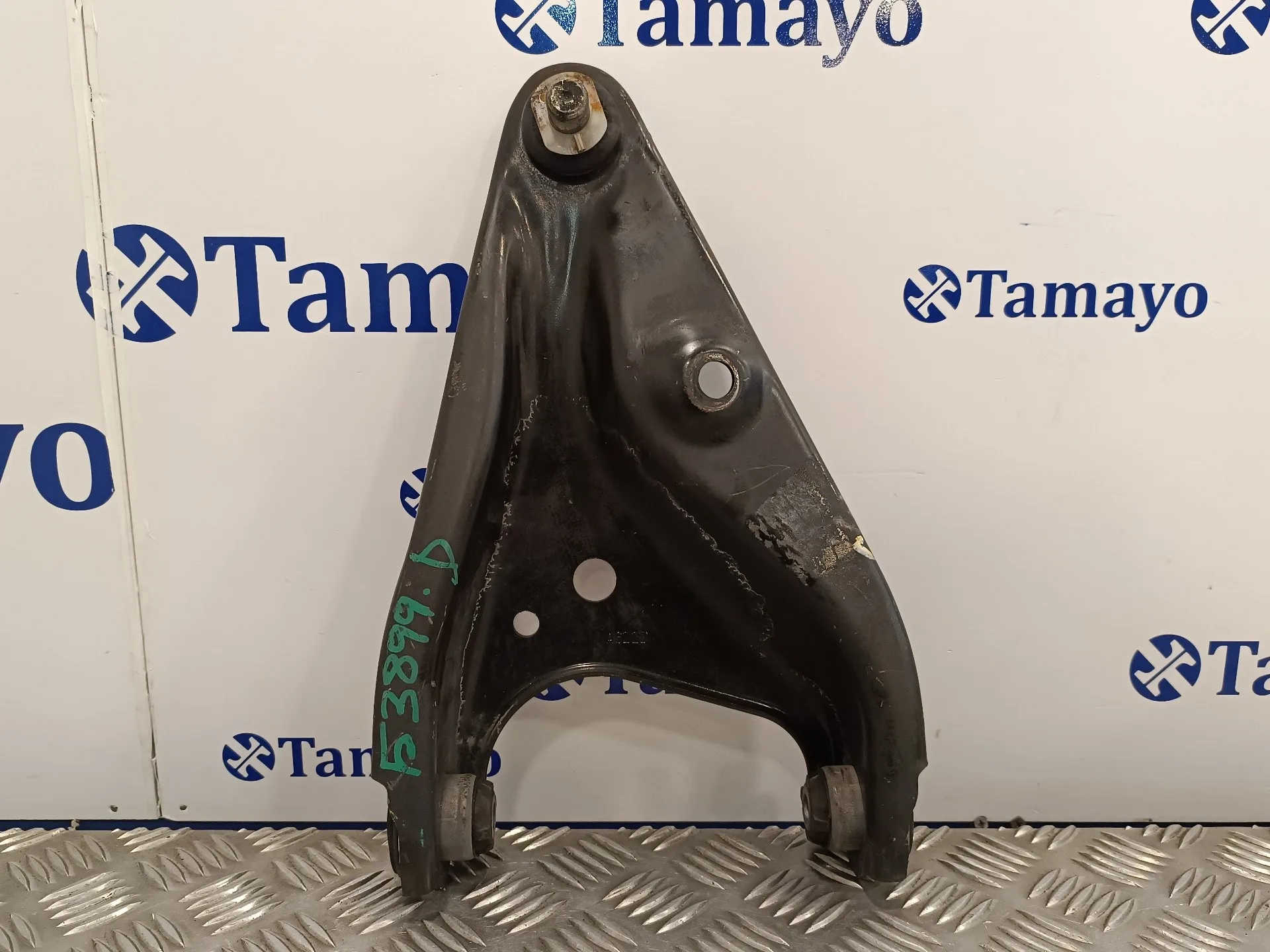 Brazo Suspension Inferior Delantero Derecho para Dacia Dokker