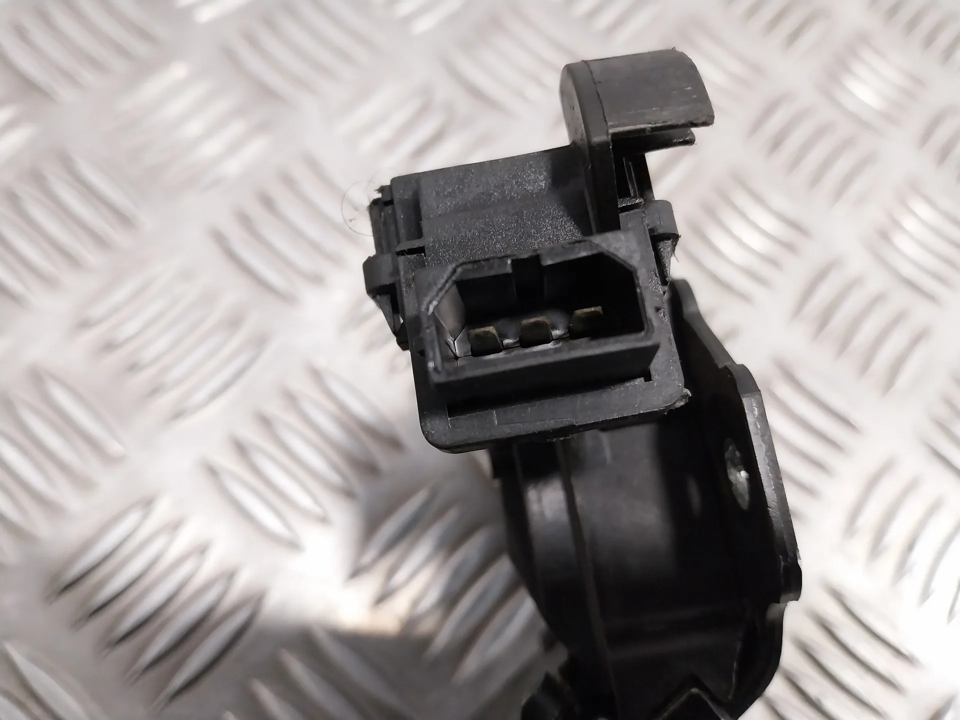 Cerradura Maletero / Porton para Audi A3 (8P)