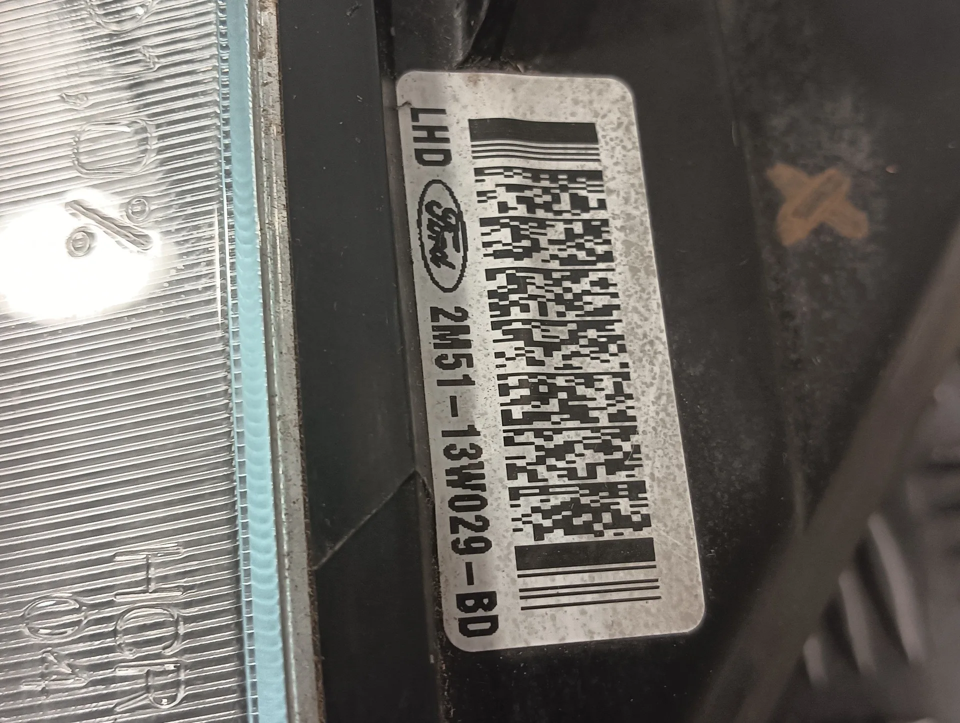 Faro Derecho para Ford Focus Berlina (Cak)